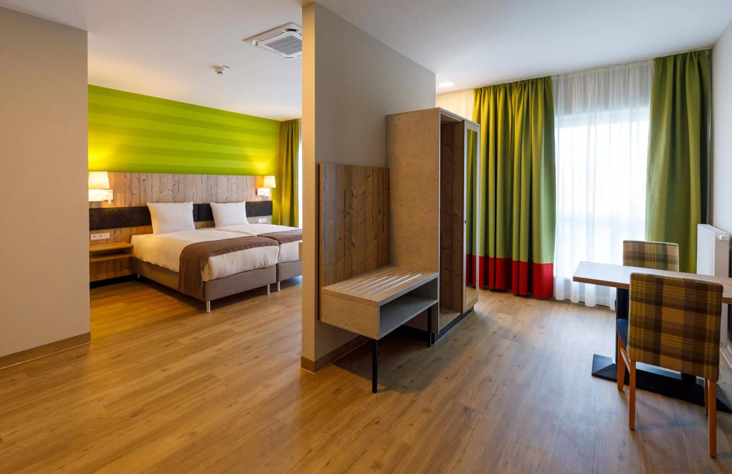 Photo of the whole room, Bed in Kedi Hotel Papenburg