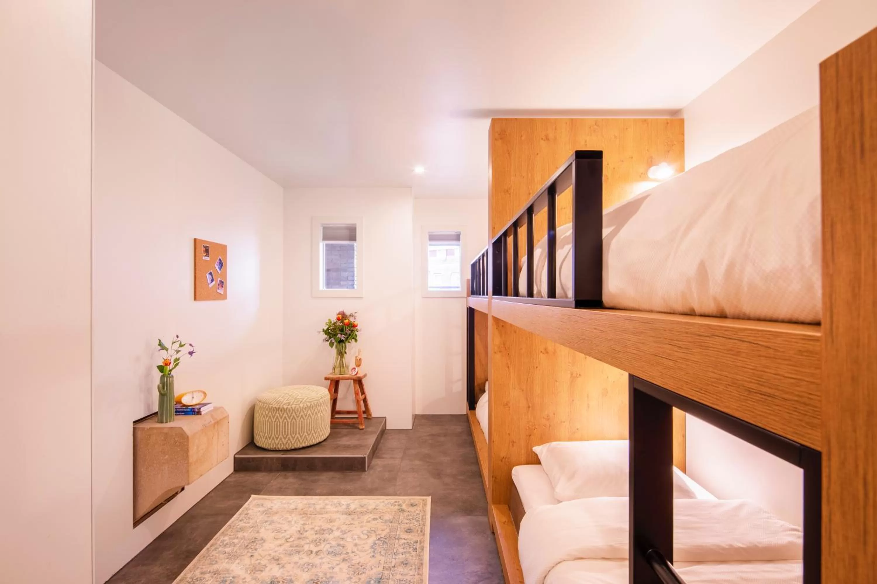 bunk bed, Bed in Bunk Hotel Amsterdam
