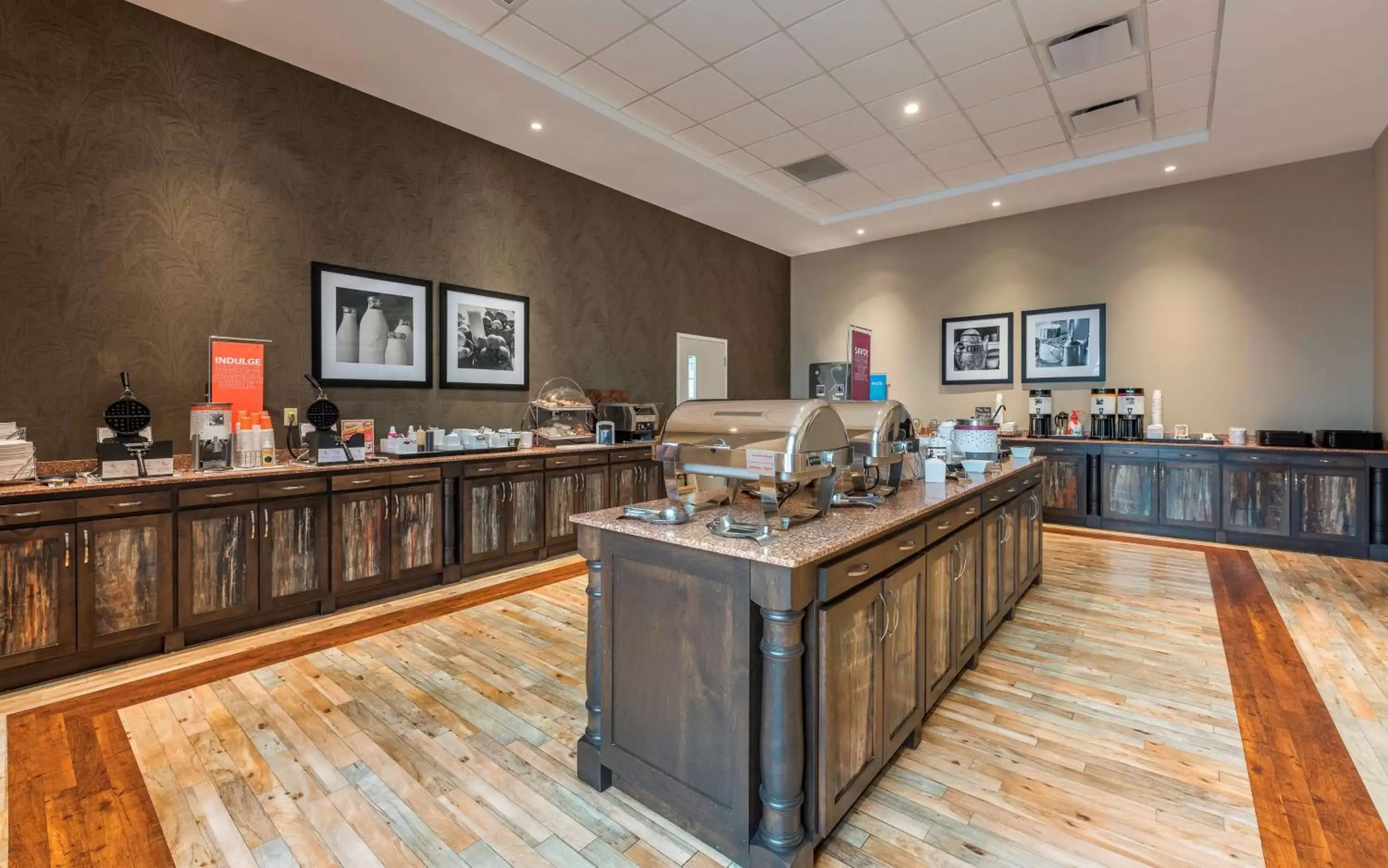 Dining area, Restaurant/Places to Eat in Hampton Inn Sydney