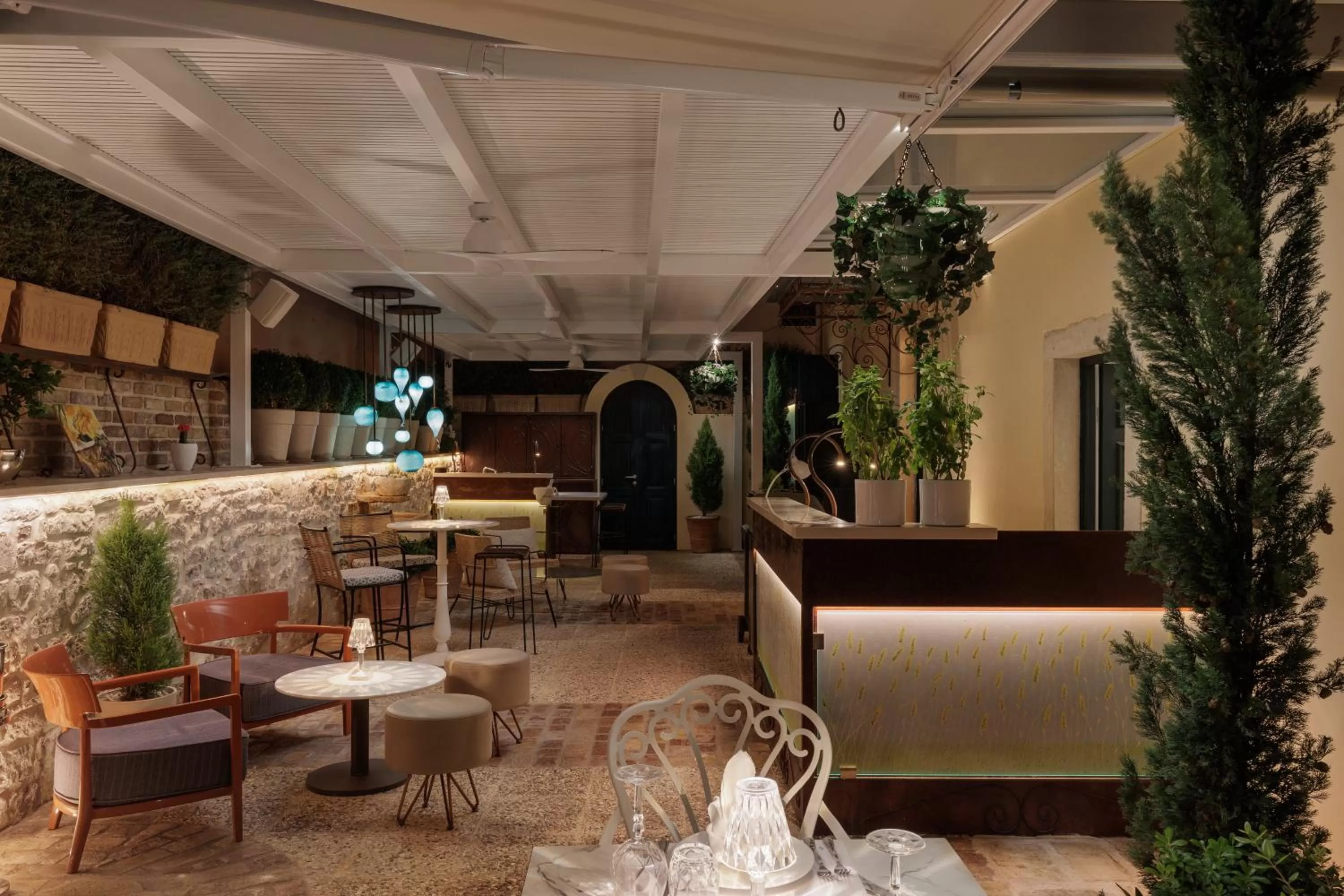 Lounge or bar in Acanthus blue