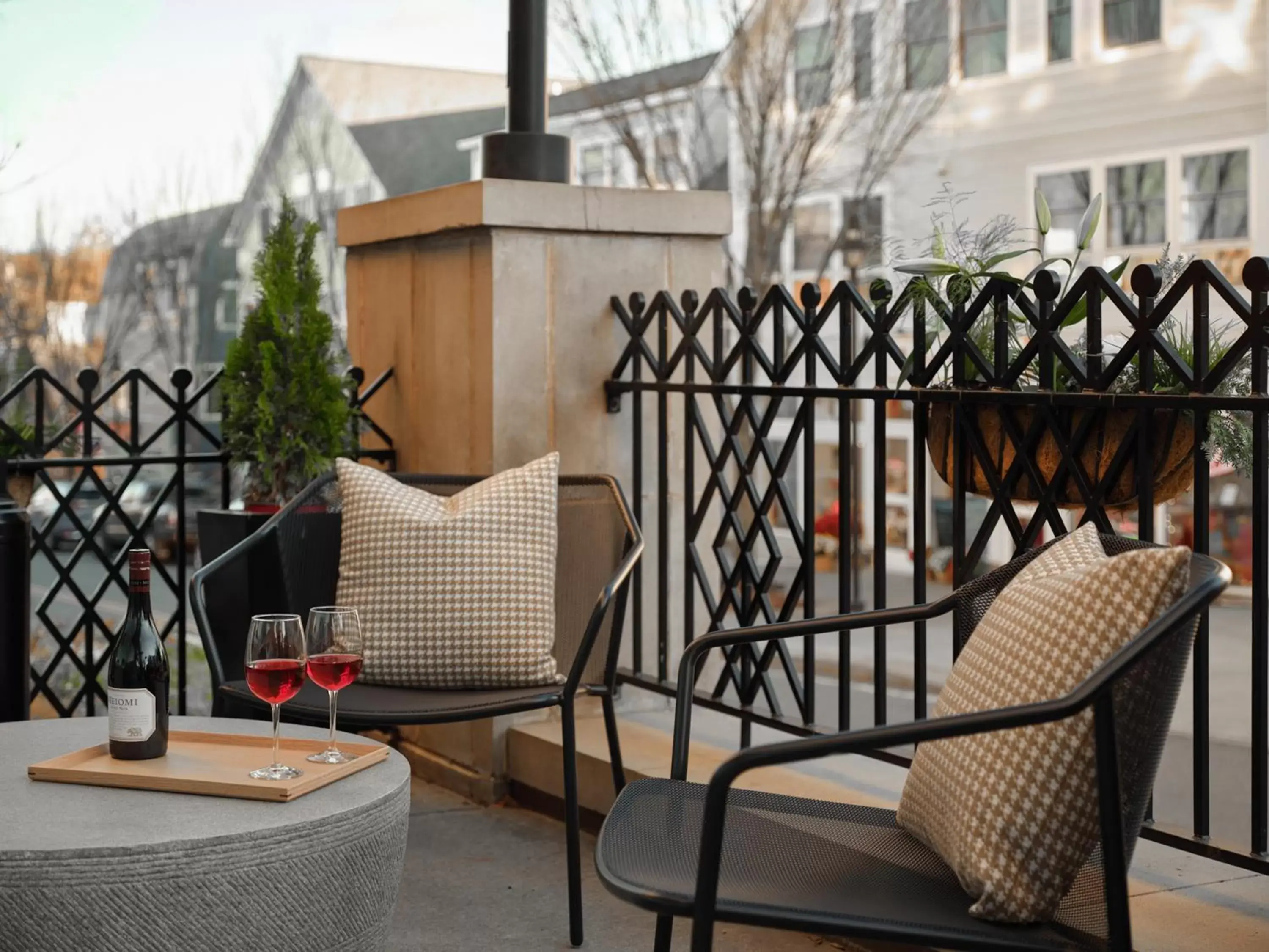 Patio in Six South St. Hotel