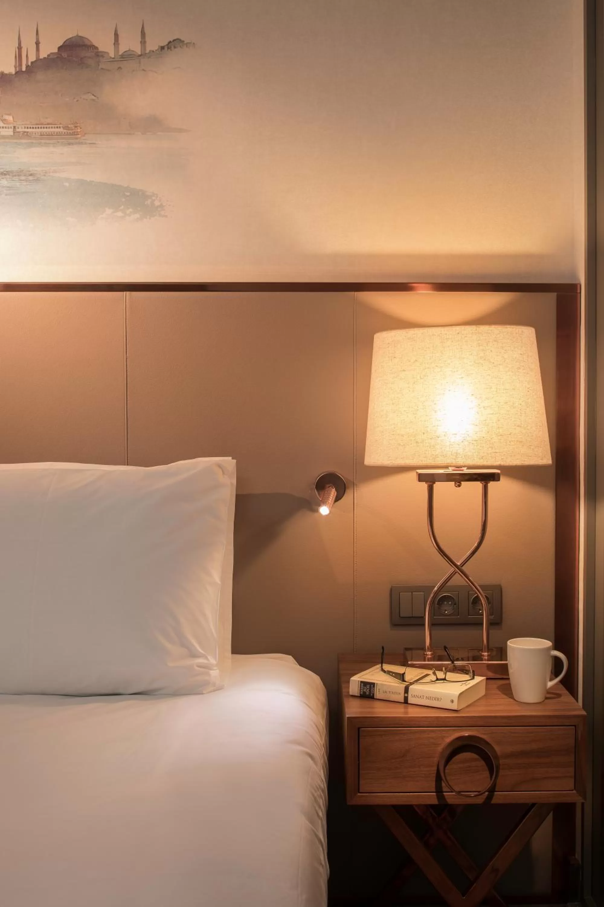 Bed in Lionel Hotel Istanbul