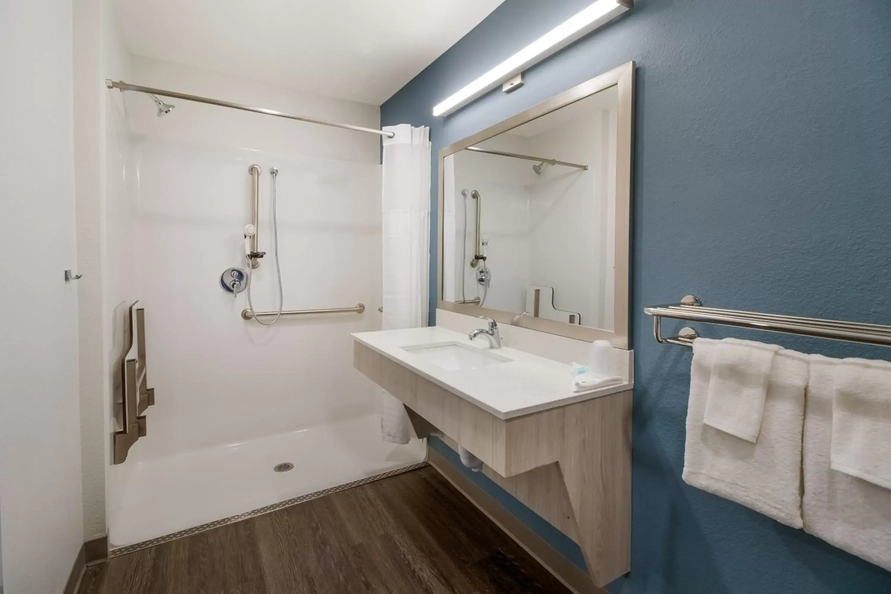Bathroom in WoodSpring Suites Smyrna-La Vergne