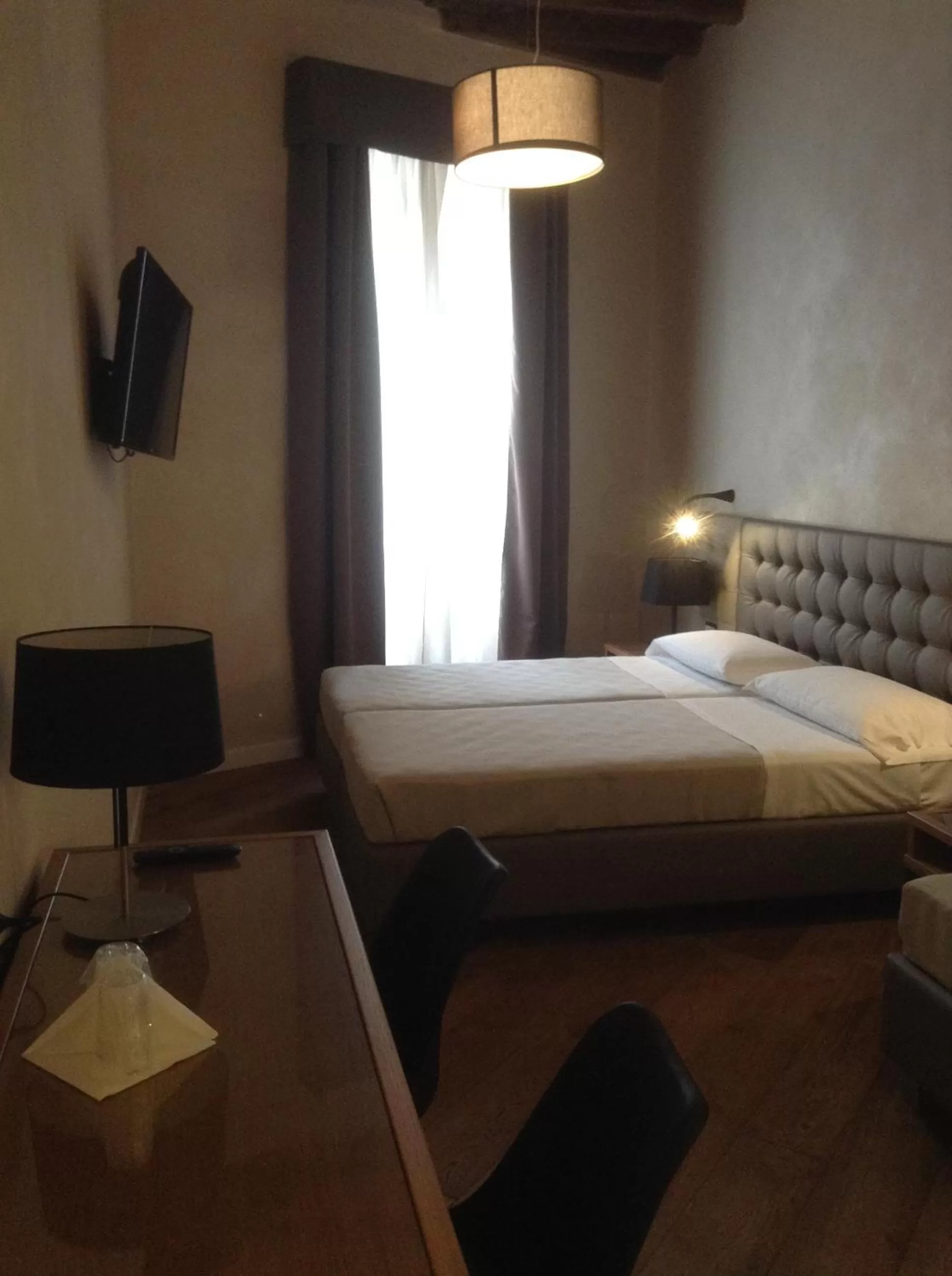 Photo of the whole room, Bed in Hotel Elite