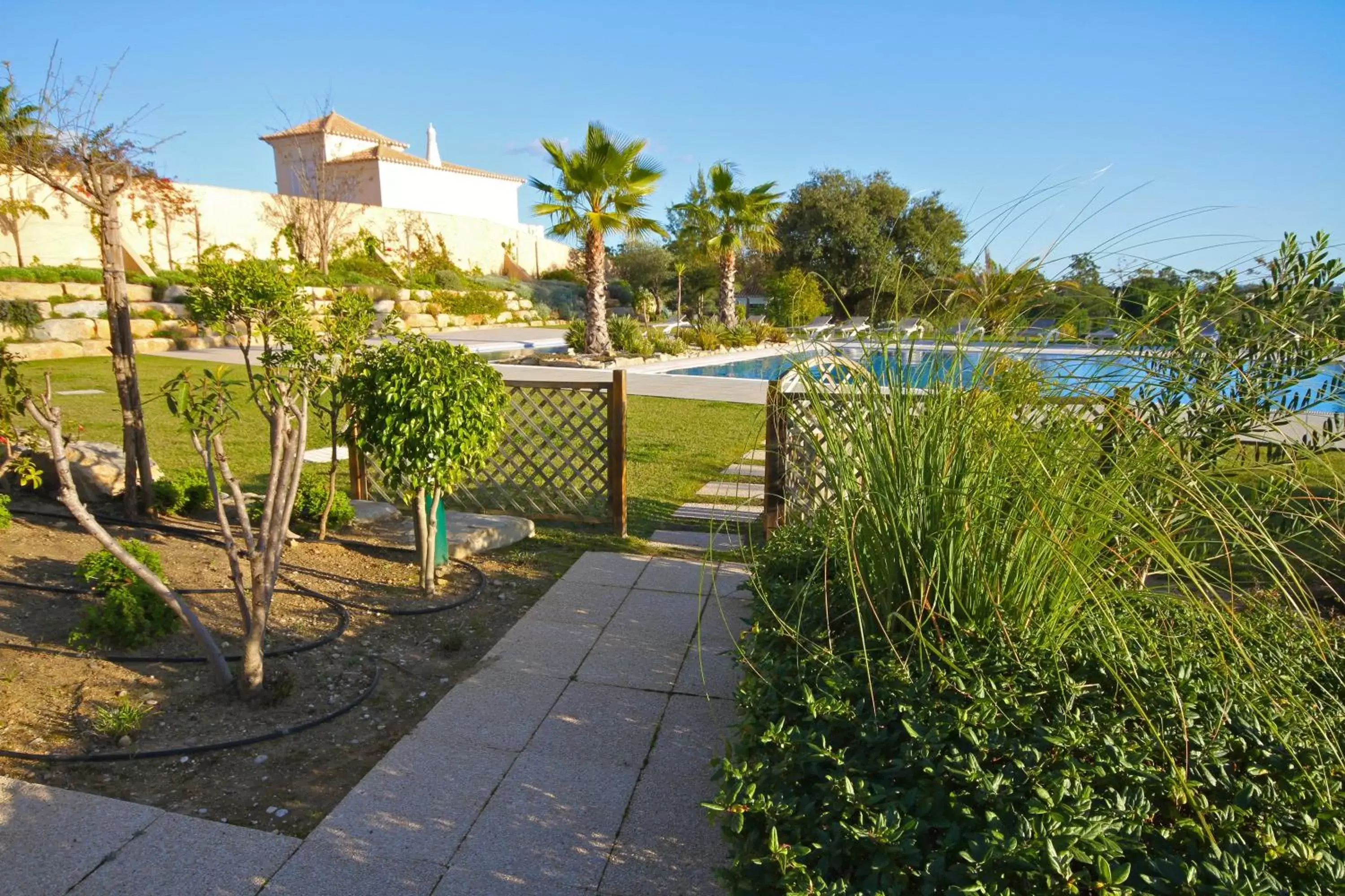 Garden, Swimming Pool in Pinheiros da Balaia Villas