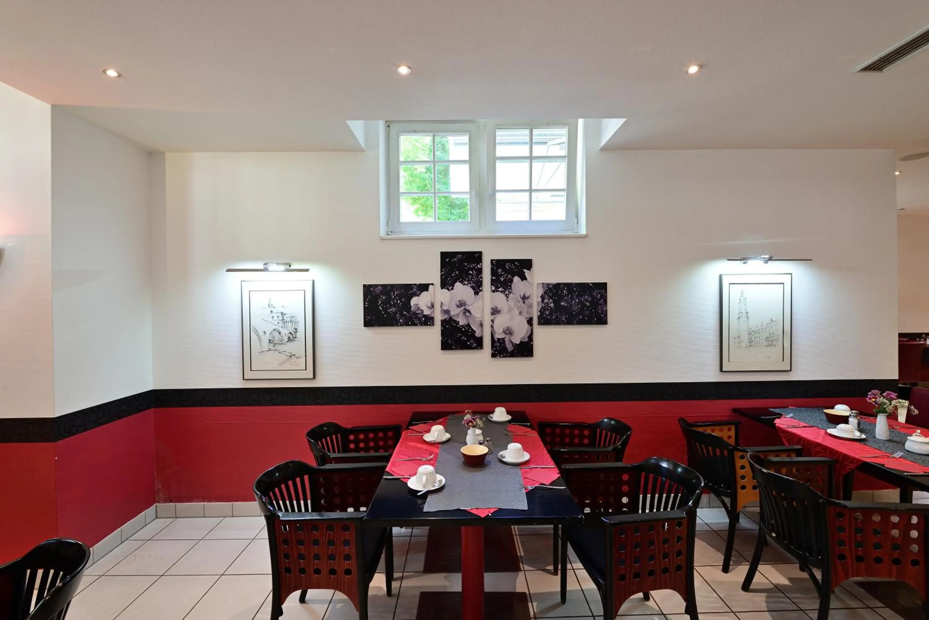 Restaurant/places to eat in Art Hotel Weimar