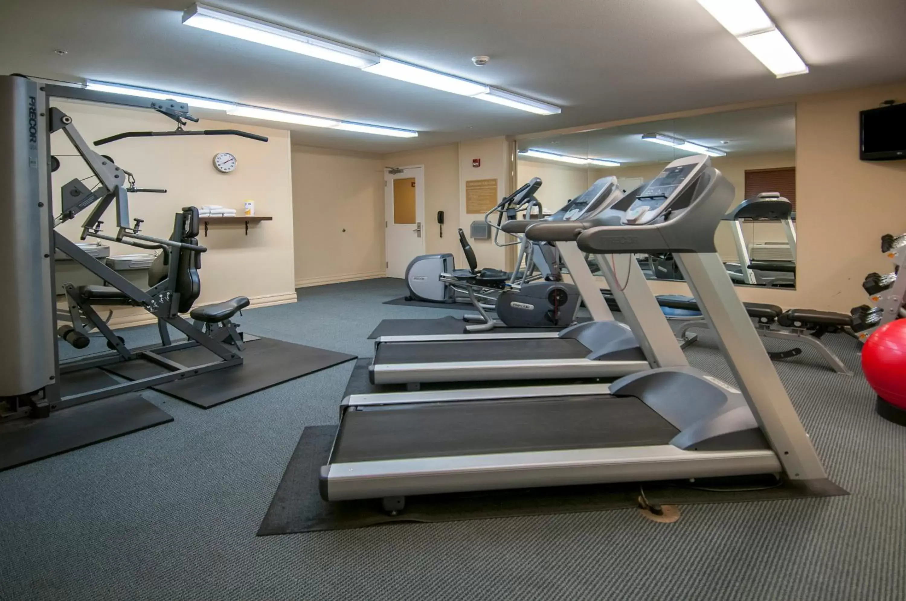 Fitness centre/facilities, Fitness Center/Facilities in Candlewood Suites Flowood, MS, an IHG Hotel