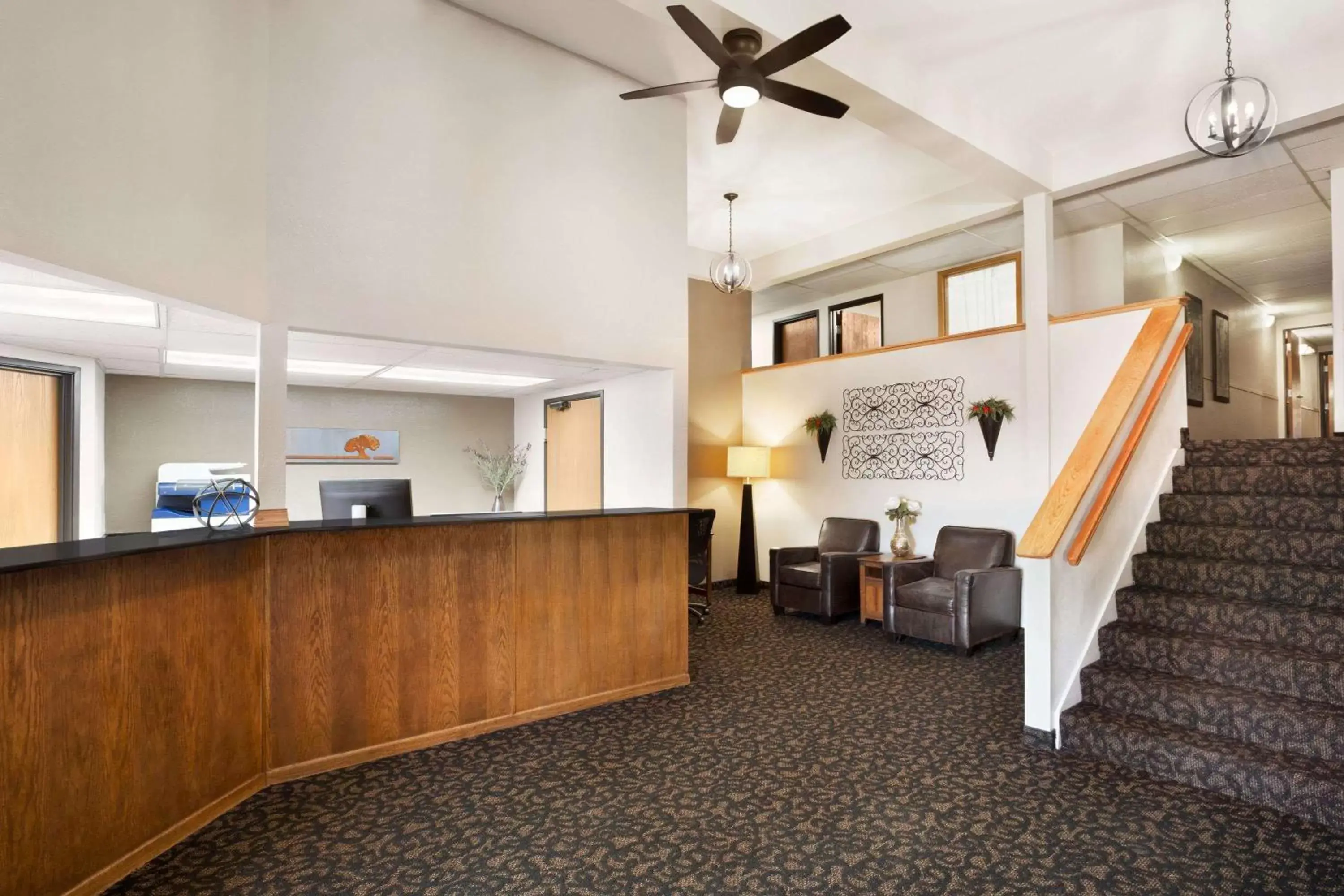 Lobby or reception, Lobby/Reception in Super 8 by Wyndham Lincoln North