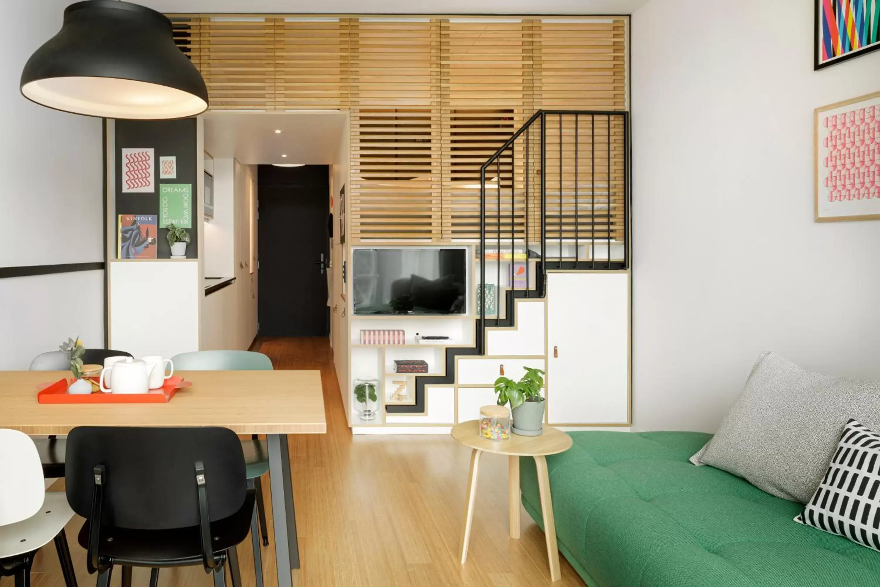 Photo of the whole room, TV/Entertainment Center in Zoku Paris