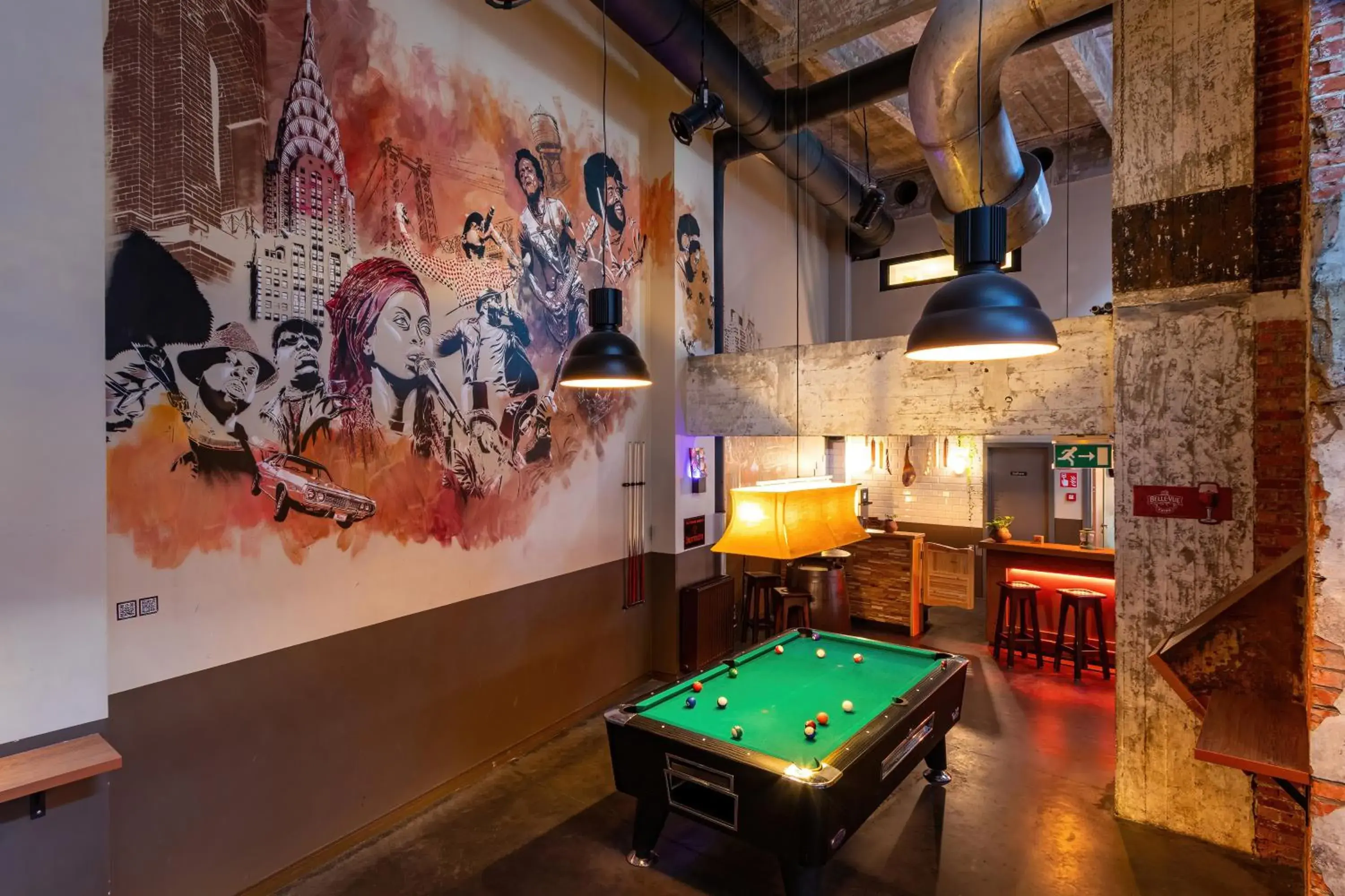 Lounge or bar, Billiards in MEININGER Hotels Bruxelles City Center