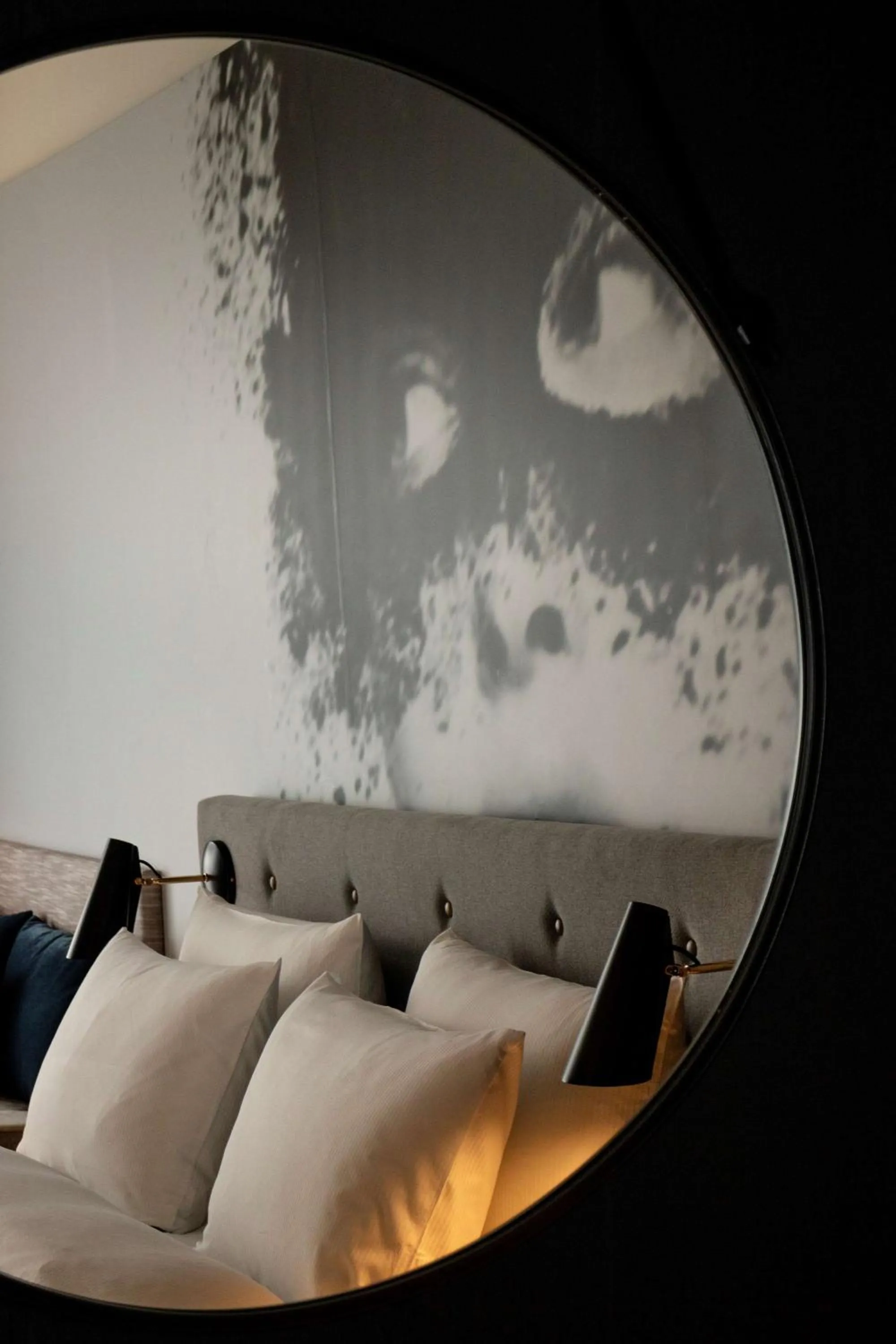 Photo of the whole room, Bed in Radisson Blu Hotel Köln