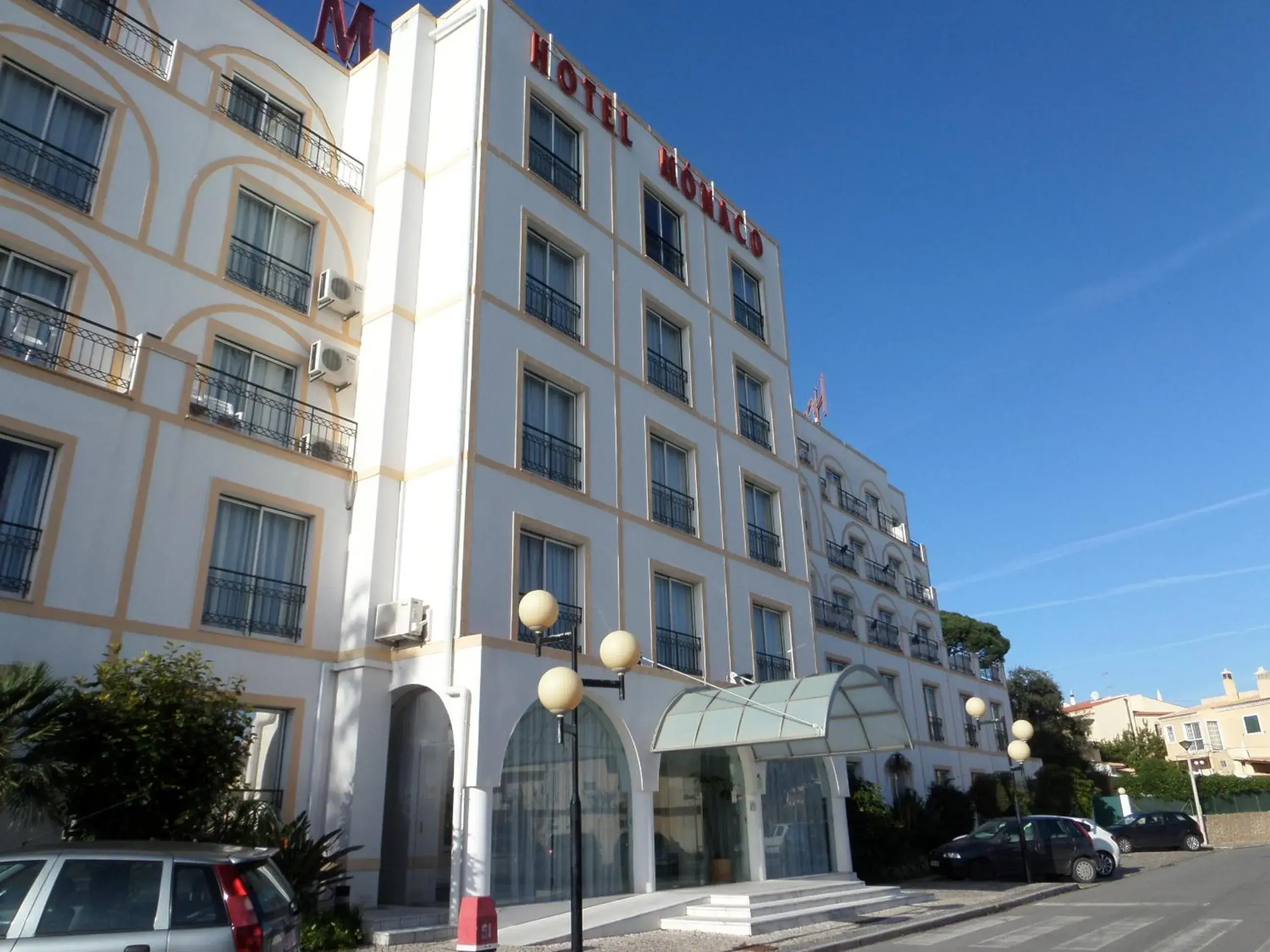 Facade/entrance, Property Building in Hotel Monaco