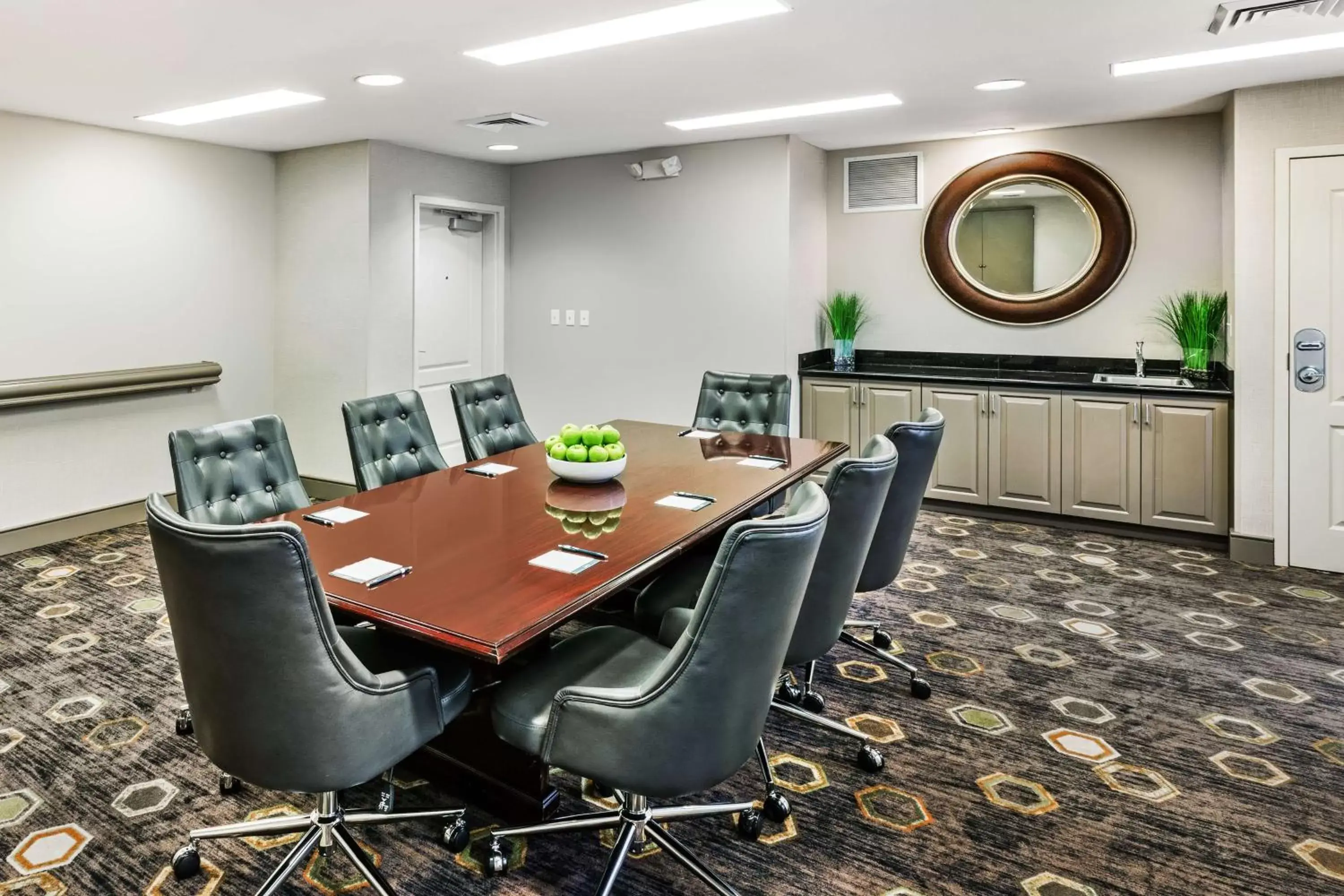 Meeting/conference room in Homewood Suites by Hilton Shreveport