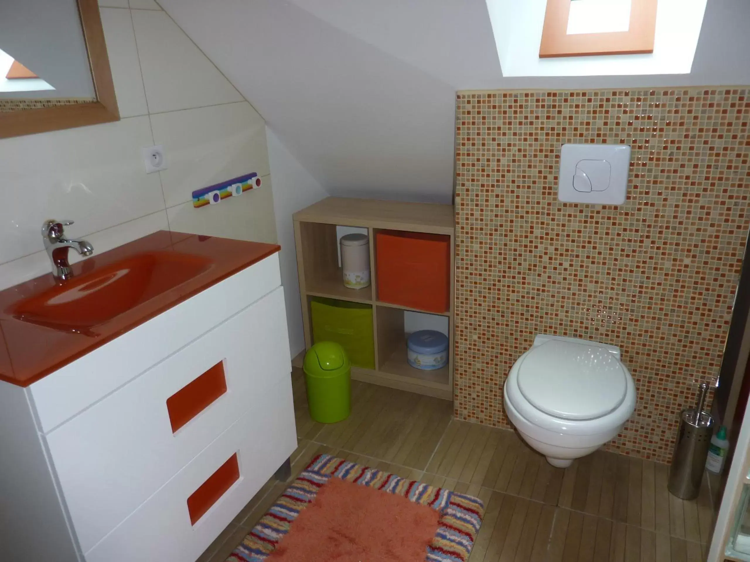 Bathroom, Kitchen/Kitchenette in Les Chambres D'oriane