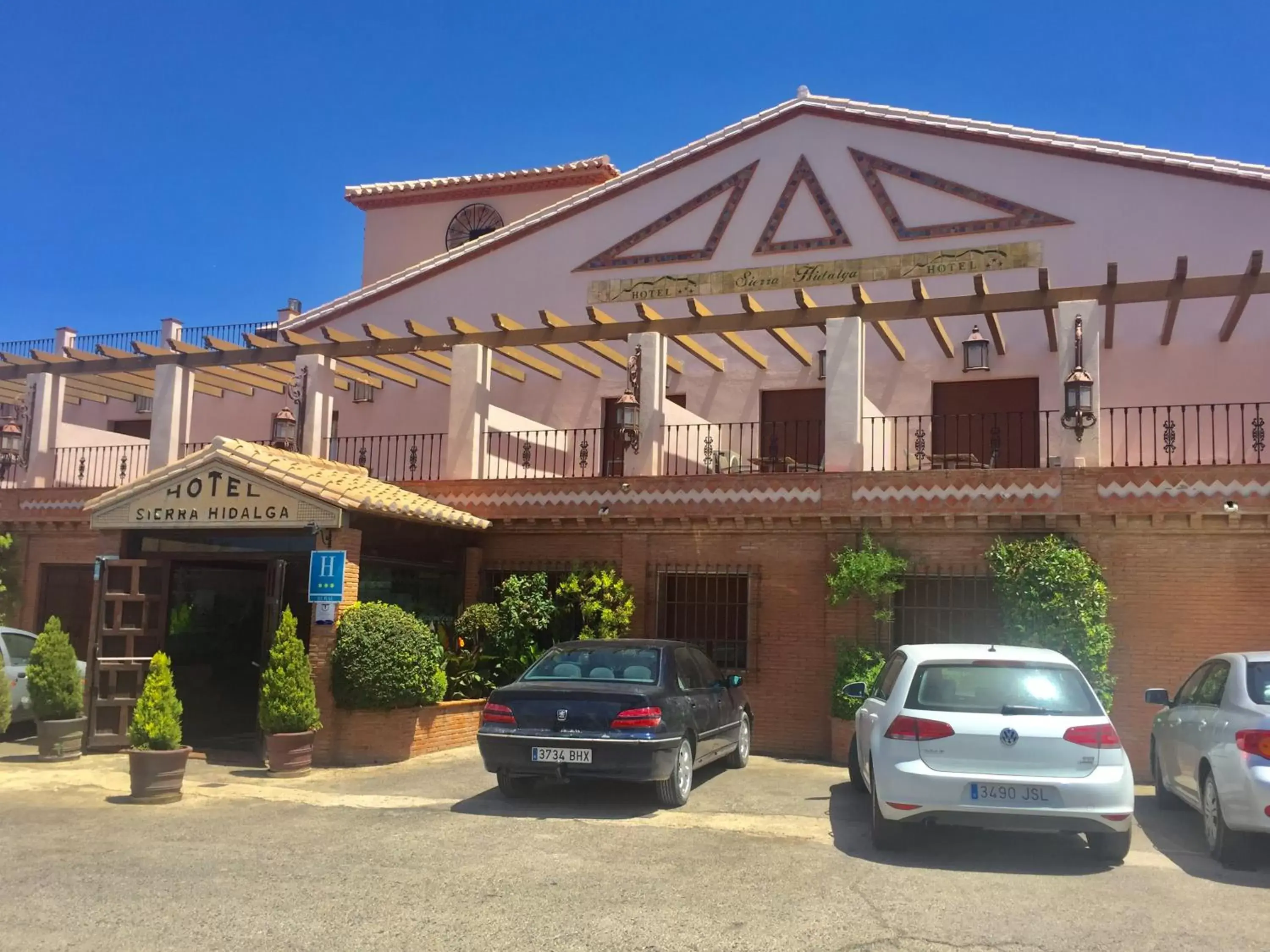 Facade/entrance, Property Building in Hotel Sierra Hidalga