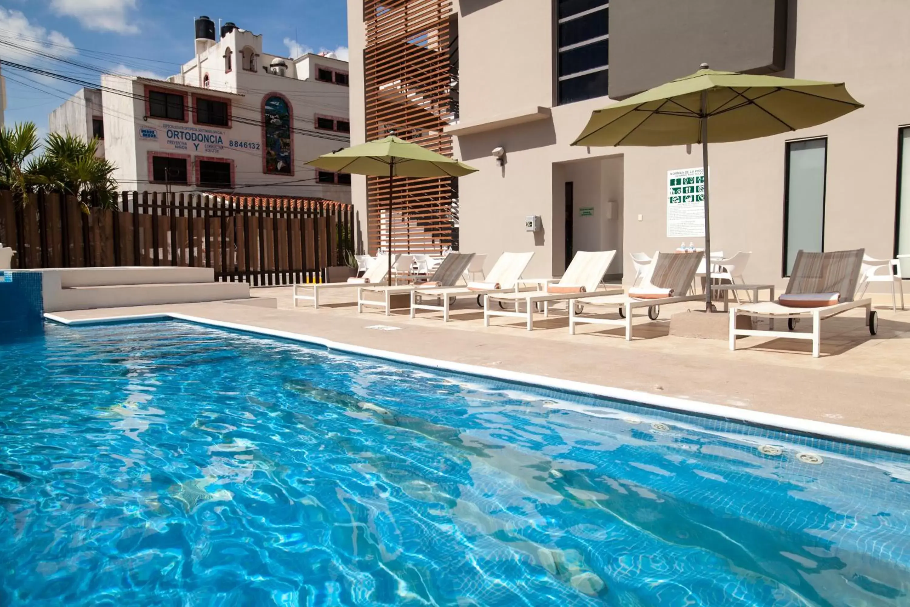 Swimming Pool in Wyndham Garden Cancun Downtown