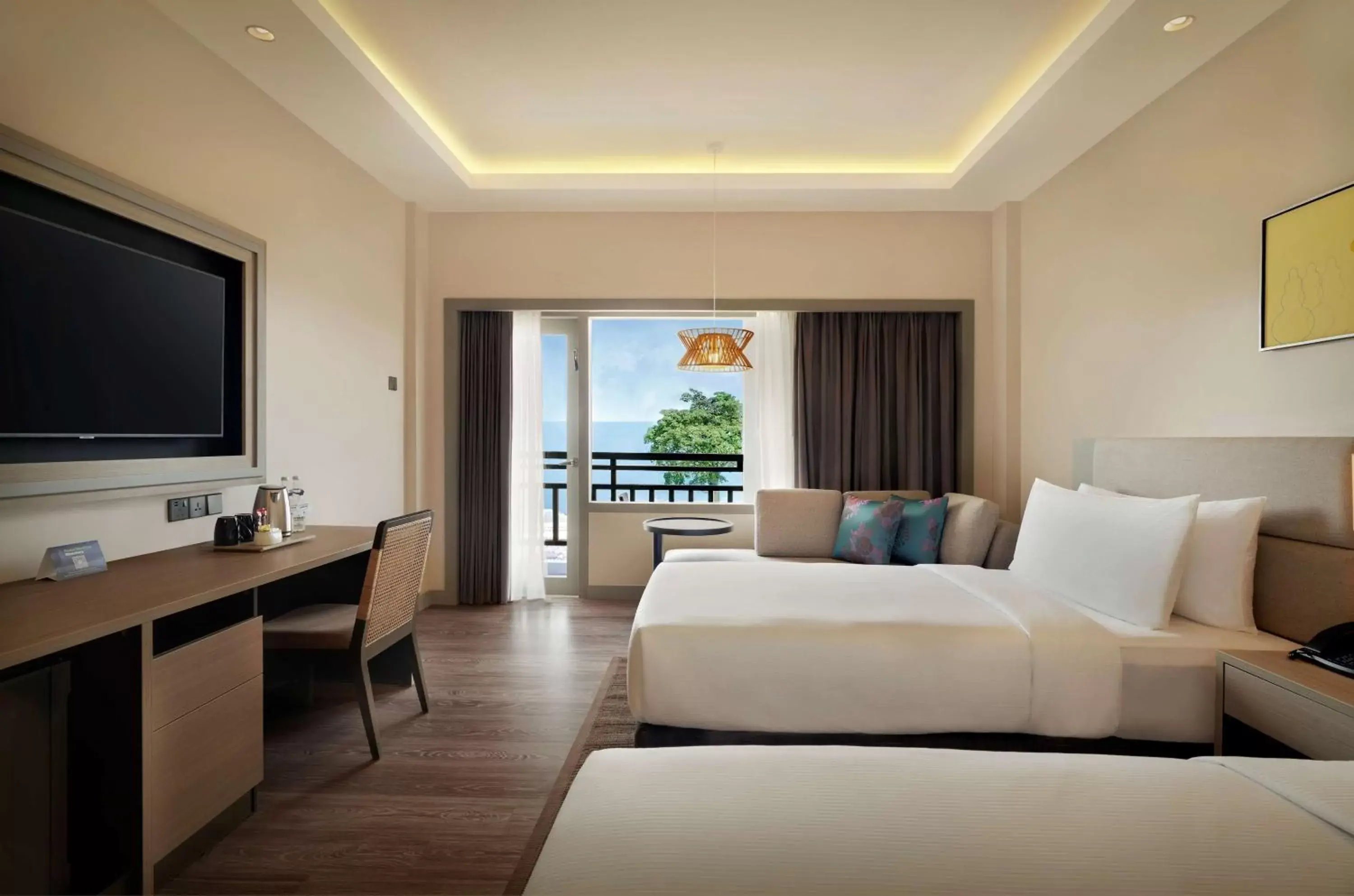 Bed in DoubleTree by Hilton Damai Laut