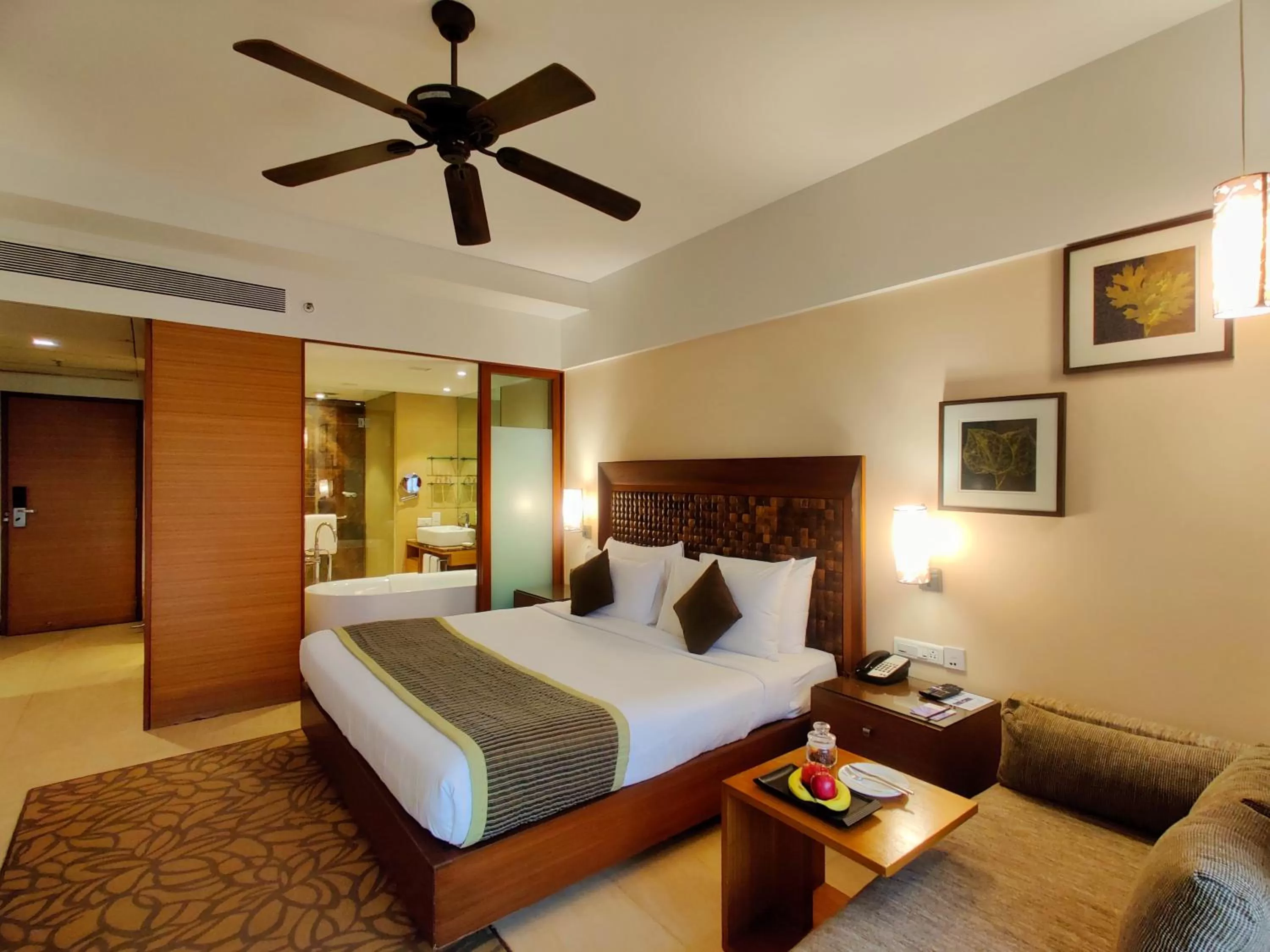 Photo of the whole room, Bed in Fariyas Resort Lonavala