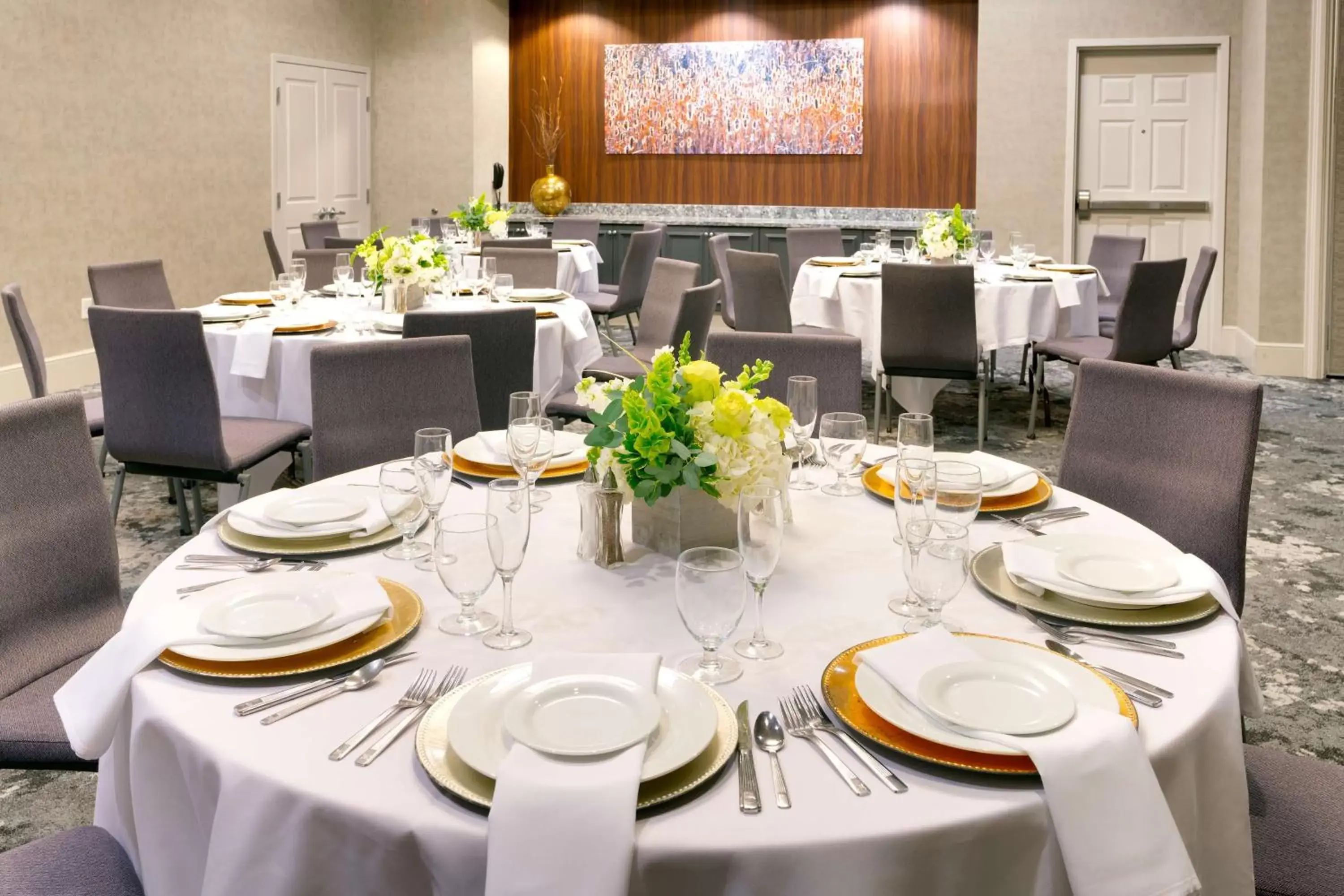 Meeting/conference room, Restaurant/Places to Eat in Hilton Garden Inn Idaho Falls