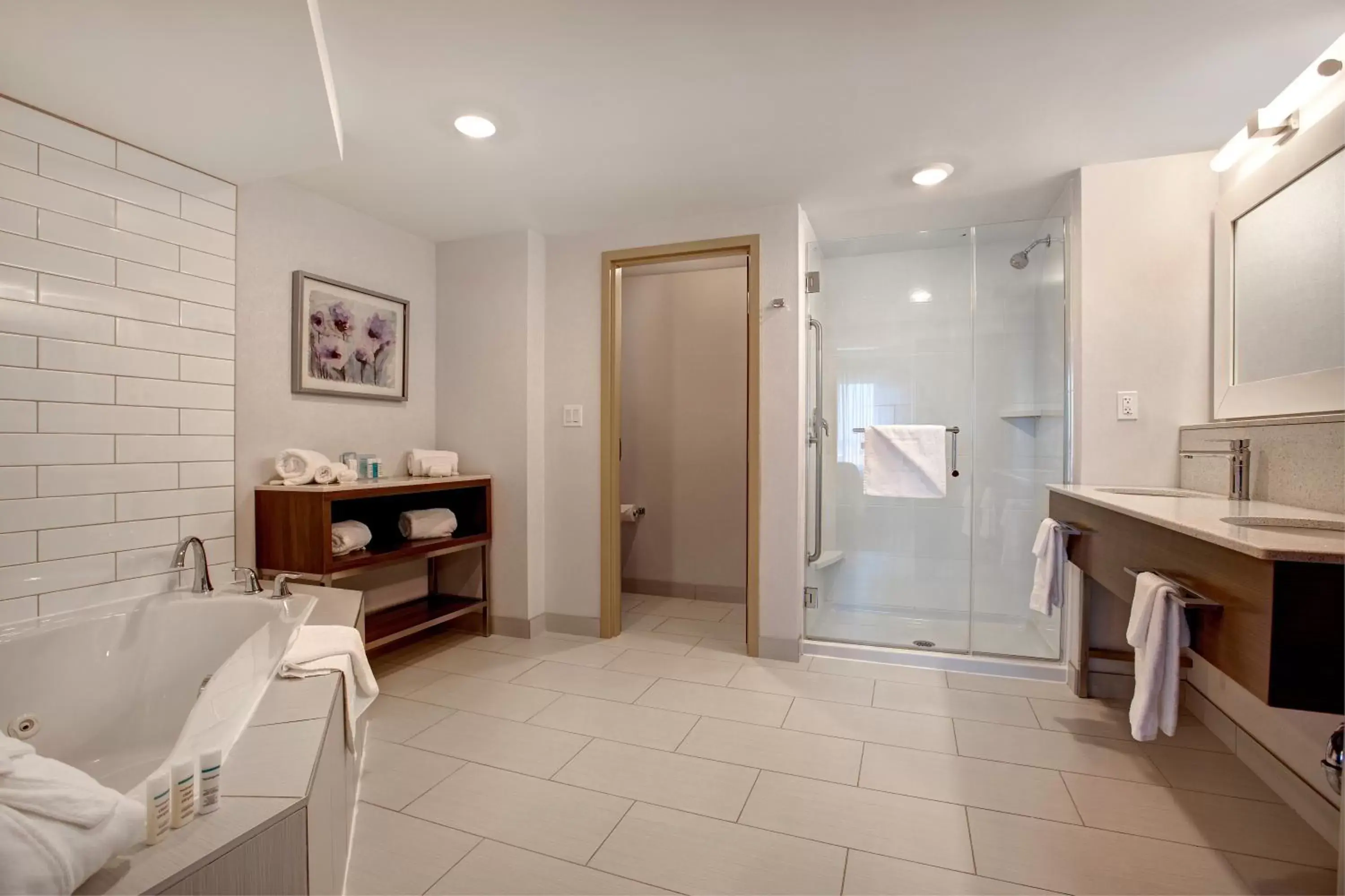 Bathroom in The Landing Hotel & Conference Centre