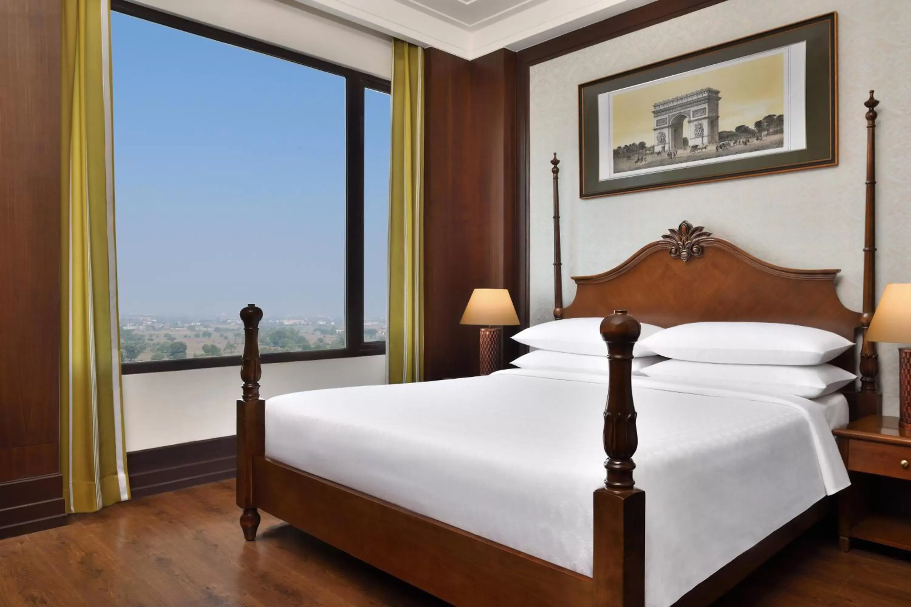 Photo of the whole room, Bed in Sheraton Grand Palace Indore