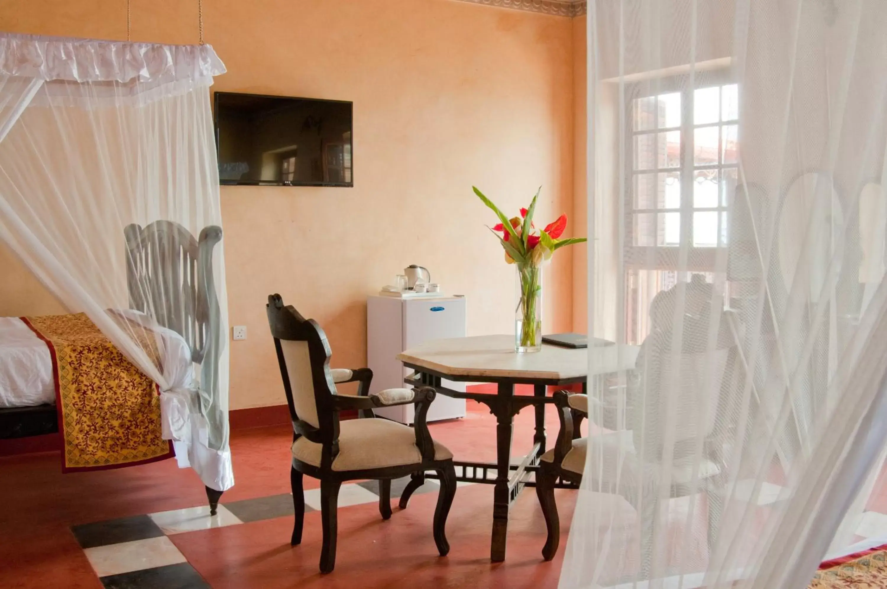 Bedroom, Dining Area in Mizingani Seafront Hotel