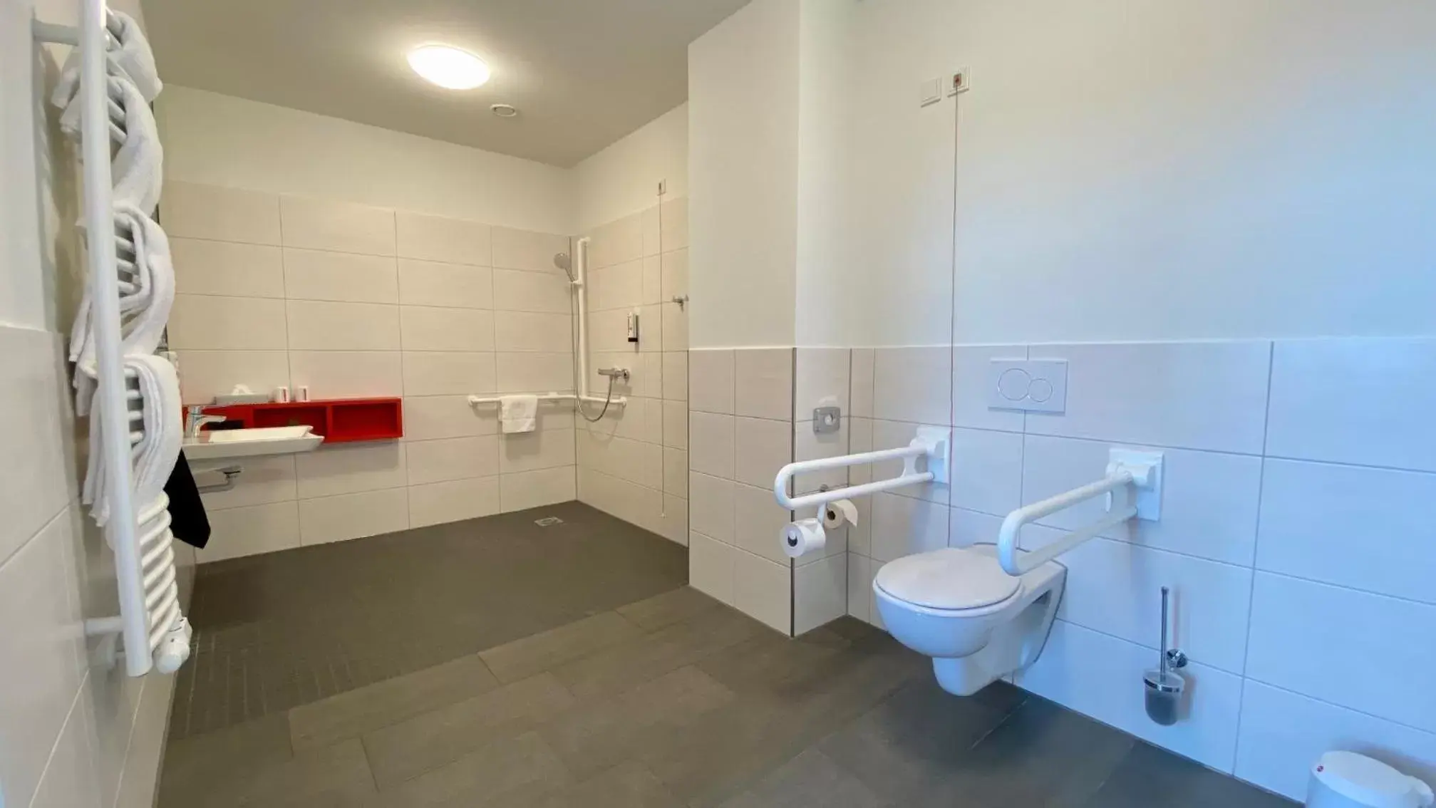 Bathroom in havenhostel Bremerhaven