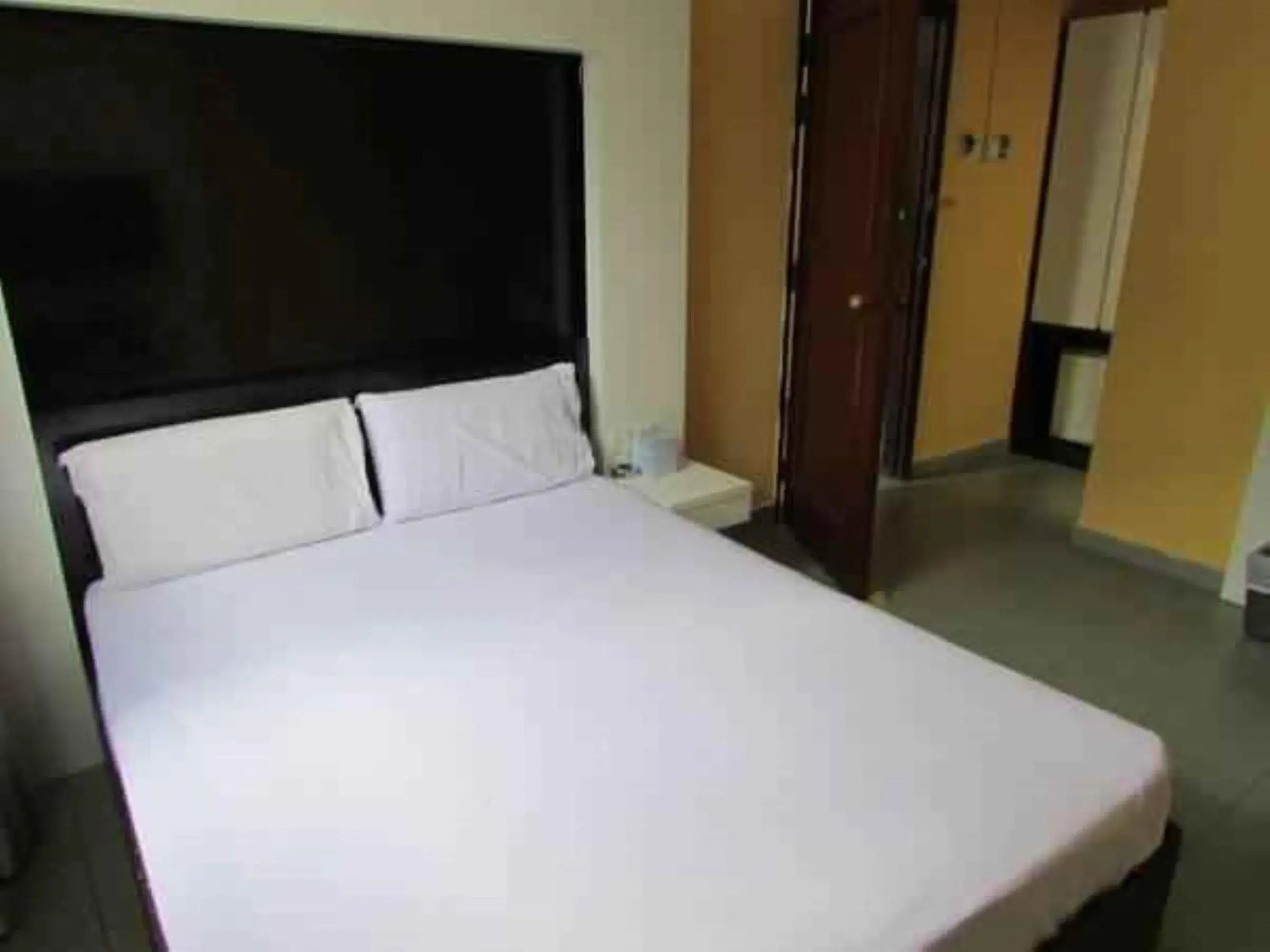 Bedroom, Bed in SENG WAH HOTEL Bedroom, Bed in SENG WAH HOTEL