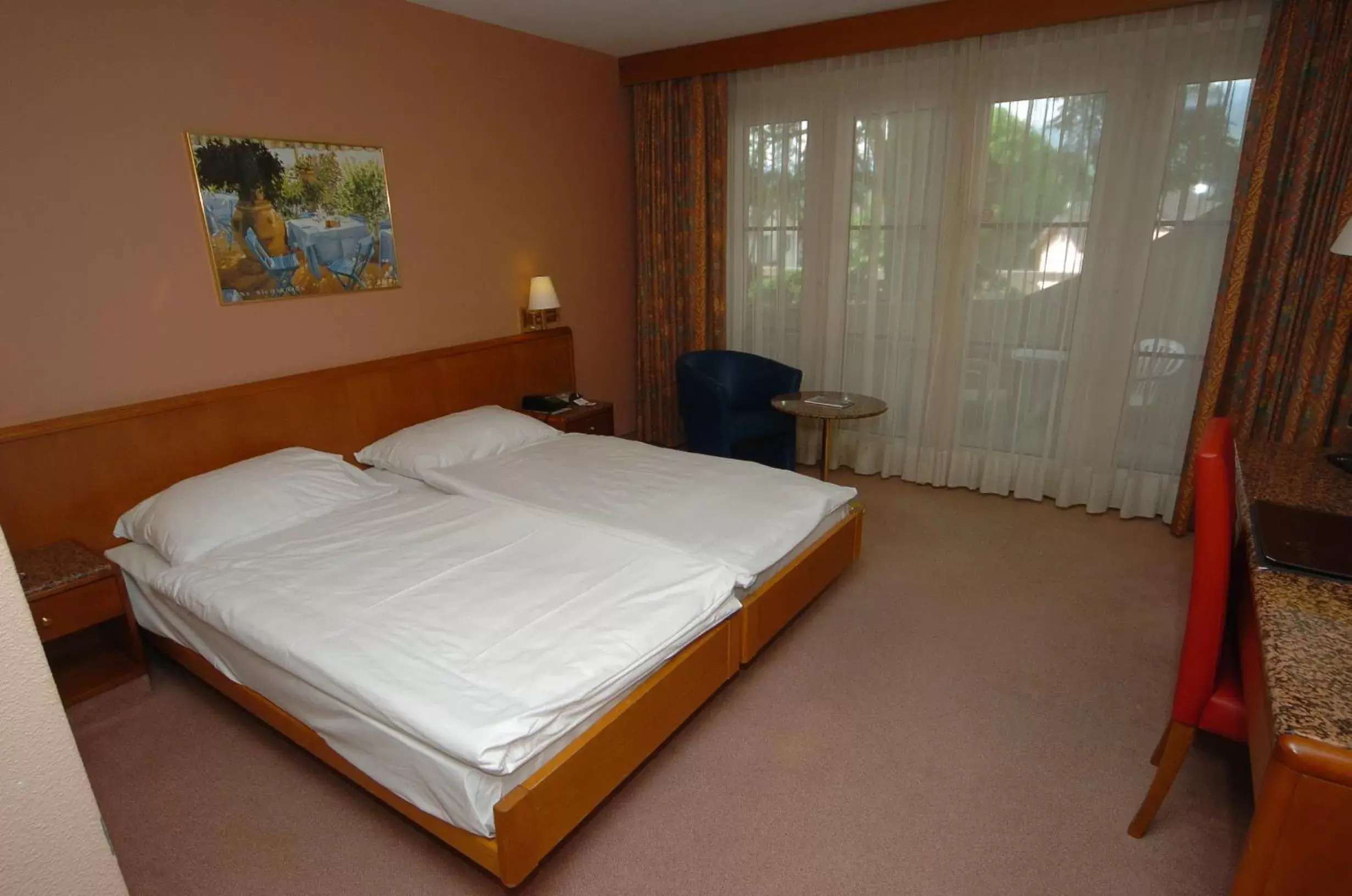 Photo of the whole room, Bed in Hotel Le Cedre