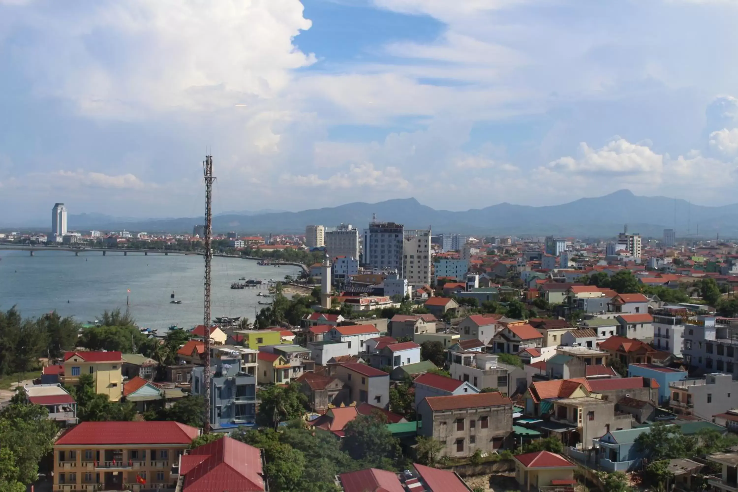 City view in Muong Thanh Luxury Nhat Le Hotel