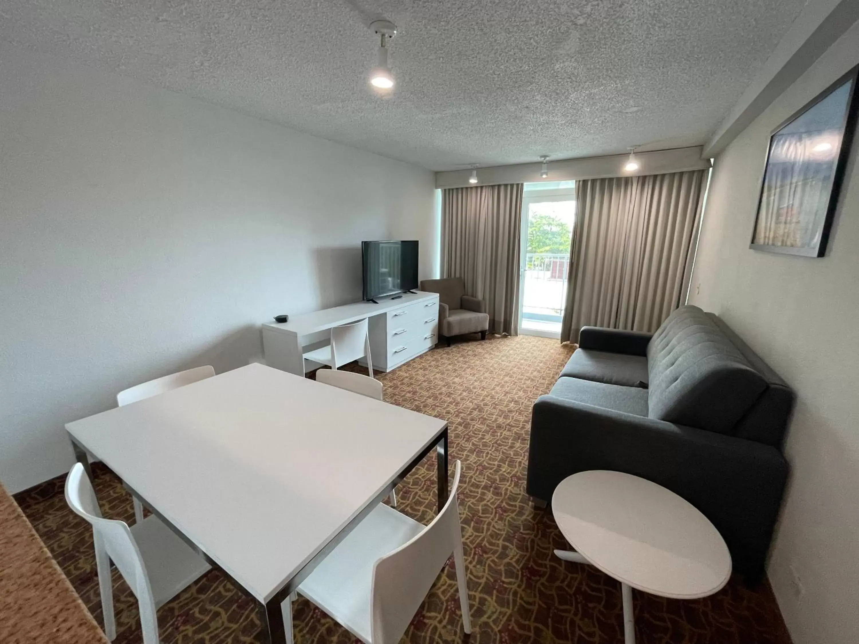 ESJ Towers ESJ Towers