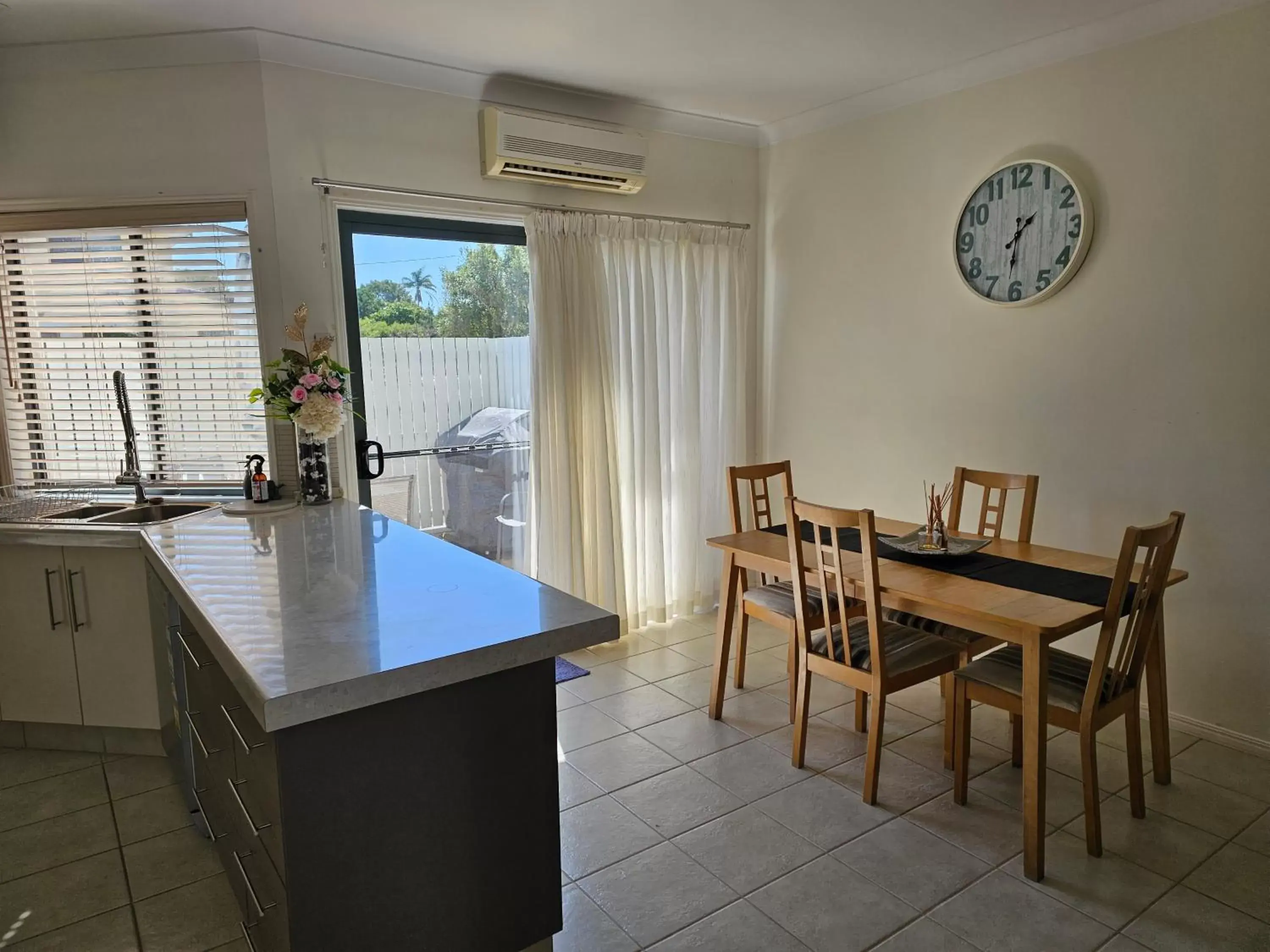 Dining Area in Koola Beach Apartments Bargara