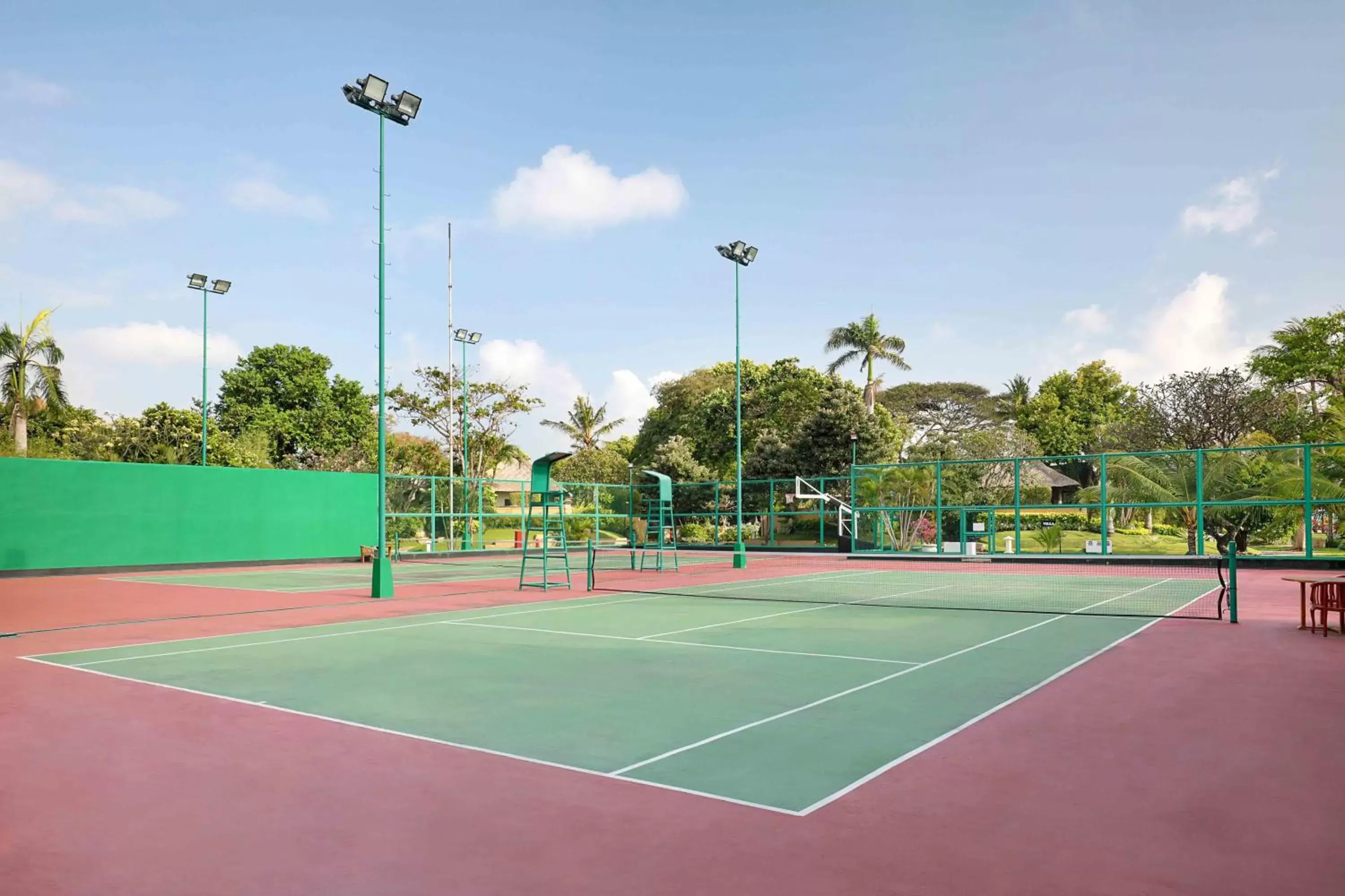 Activities, Tennis/Squash in Discovery Kartika Plaza Hotel