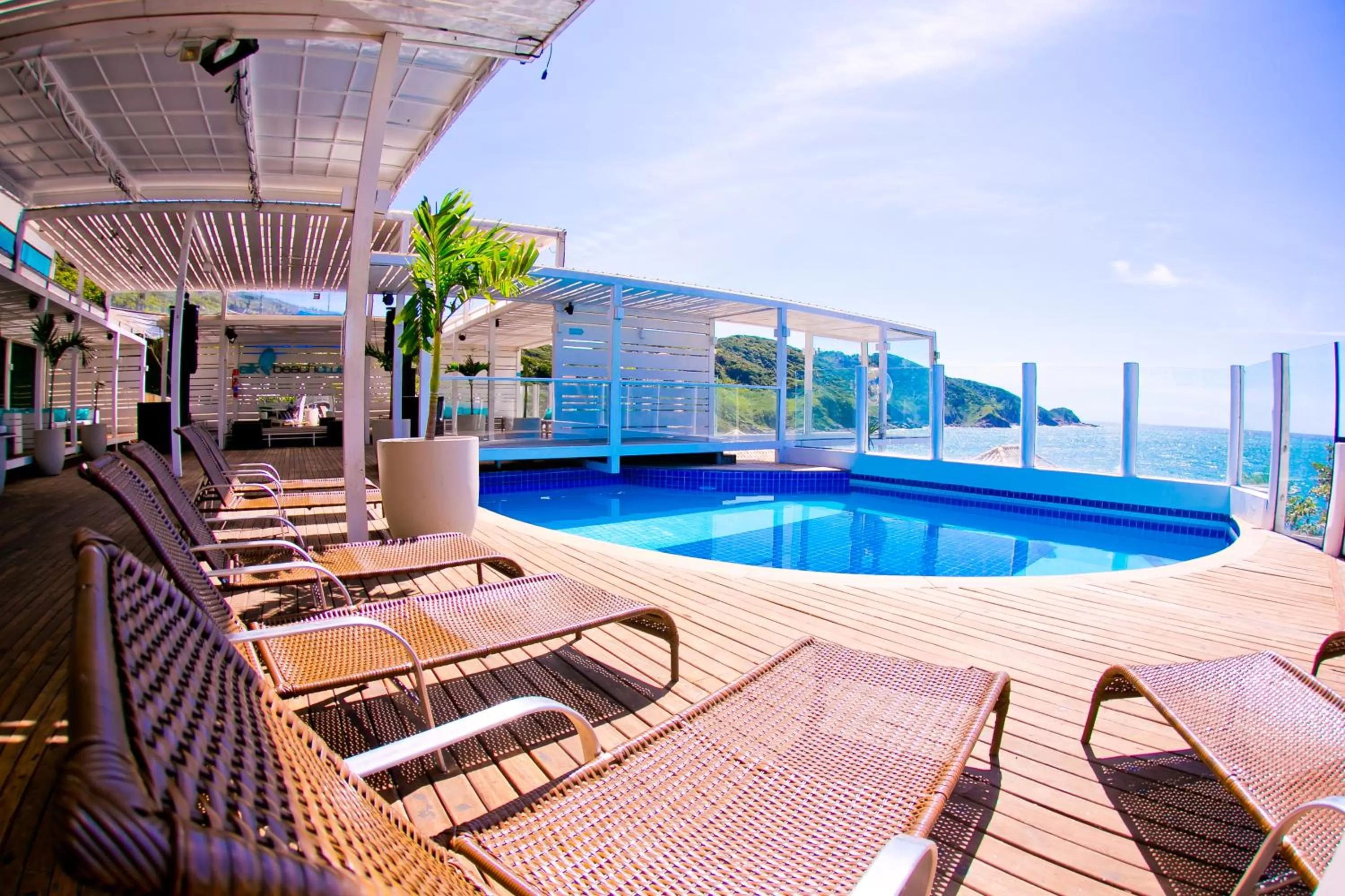 Property building in Hotel Pousada Brava Club