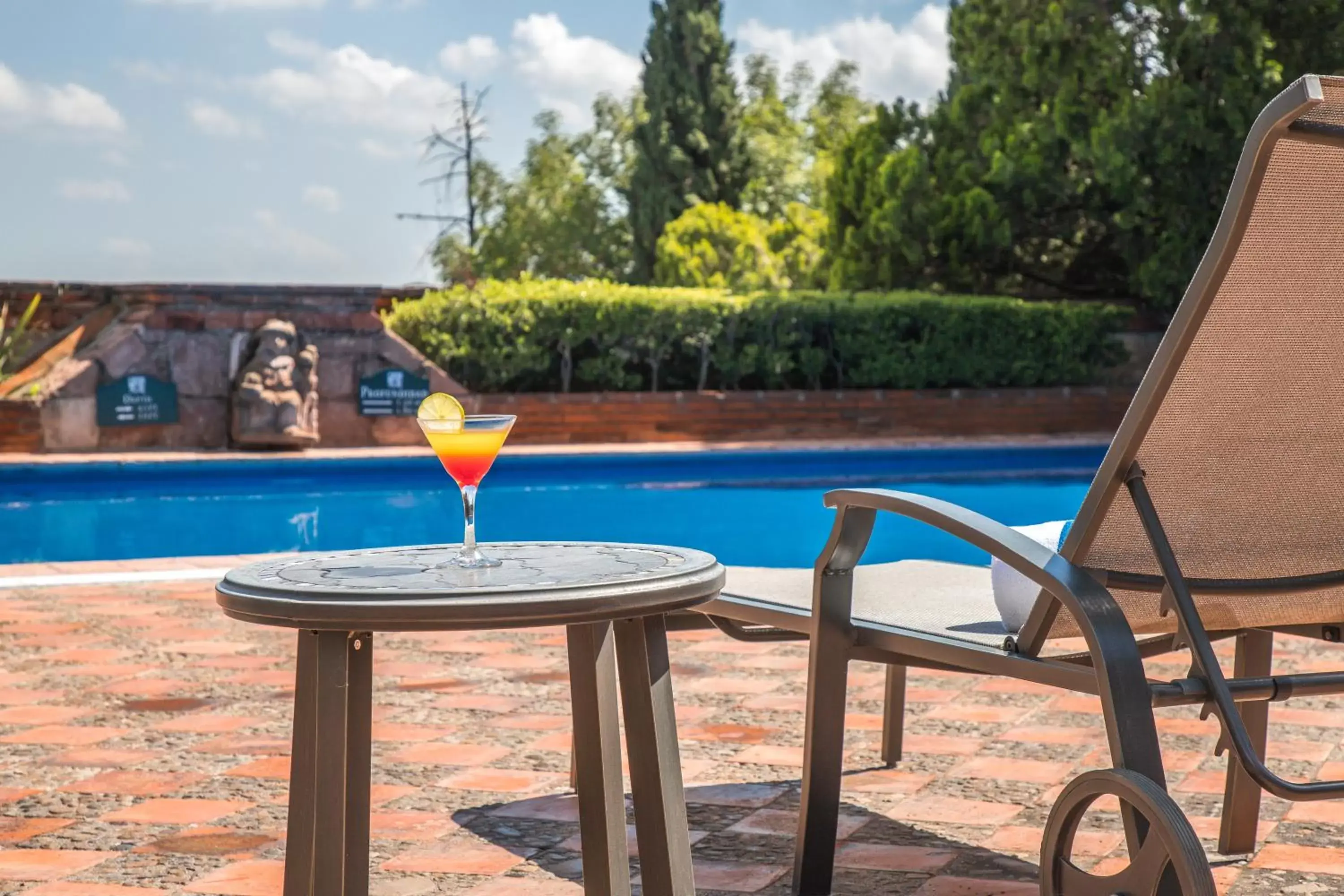 Swimming Pool in Villa Montaña Hotel & Spa