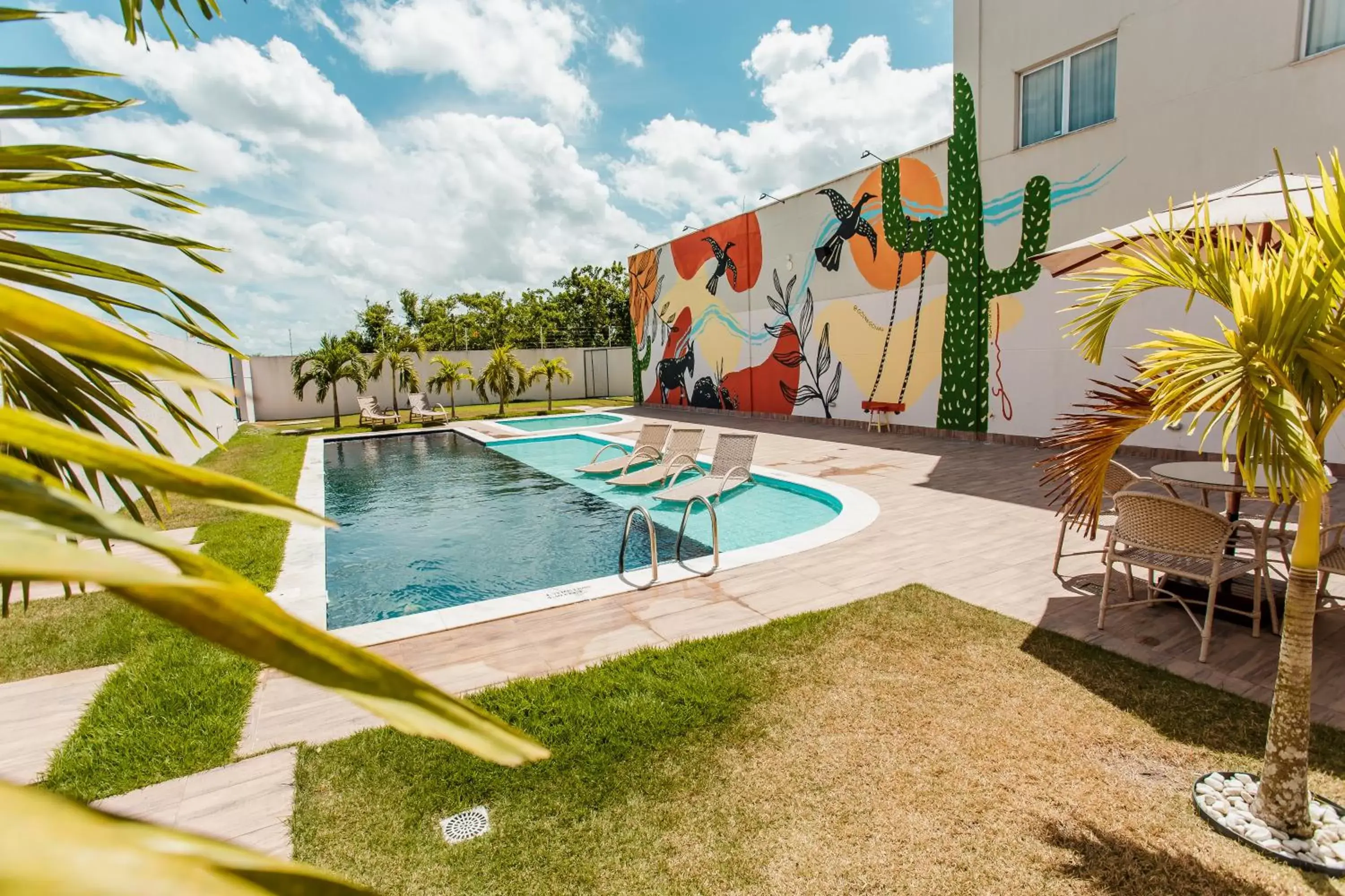 Swimming Pool in Go Inn Goiana