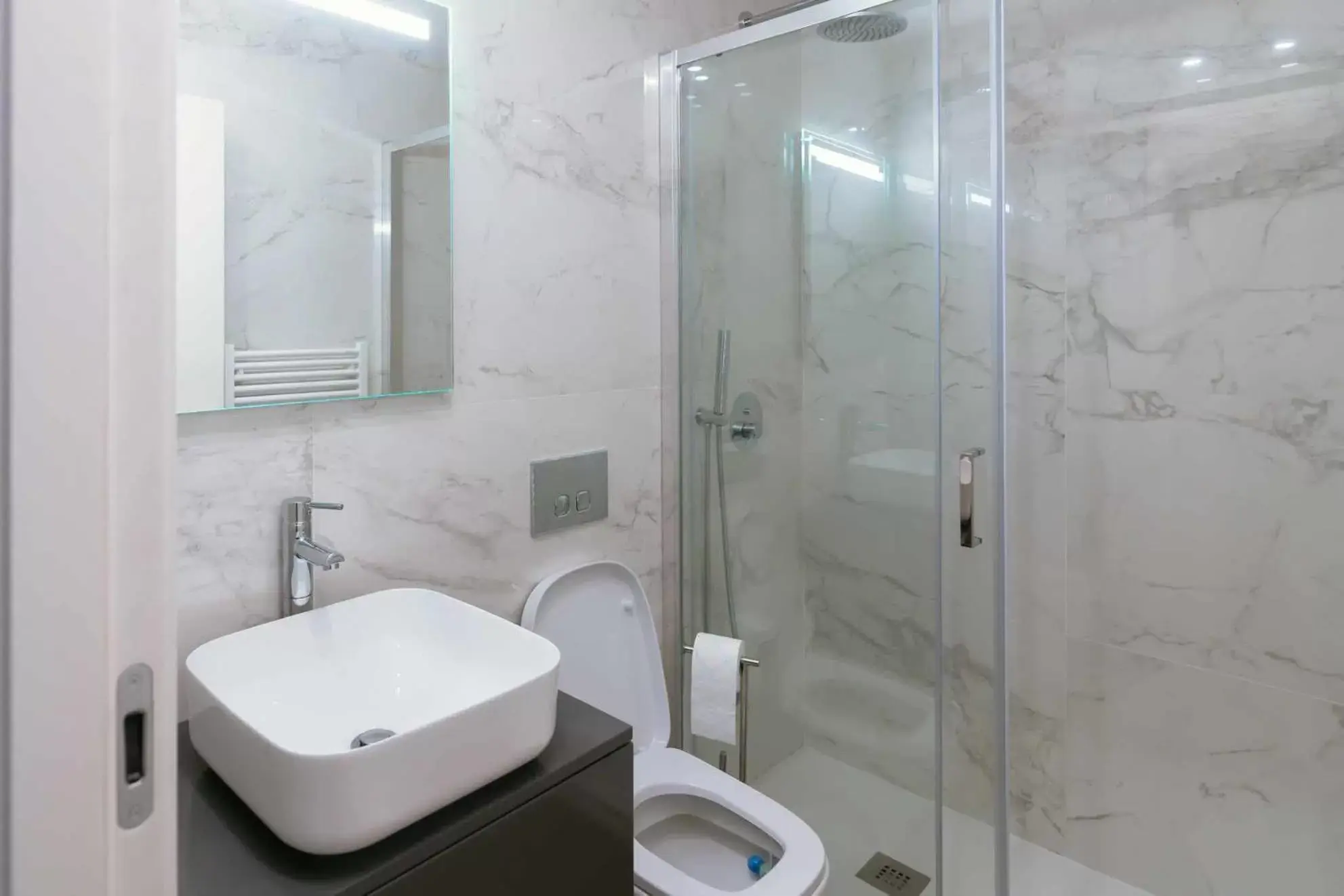 Shower, Bathroom in Blue House Ponte de Lima