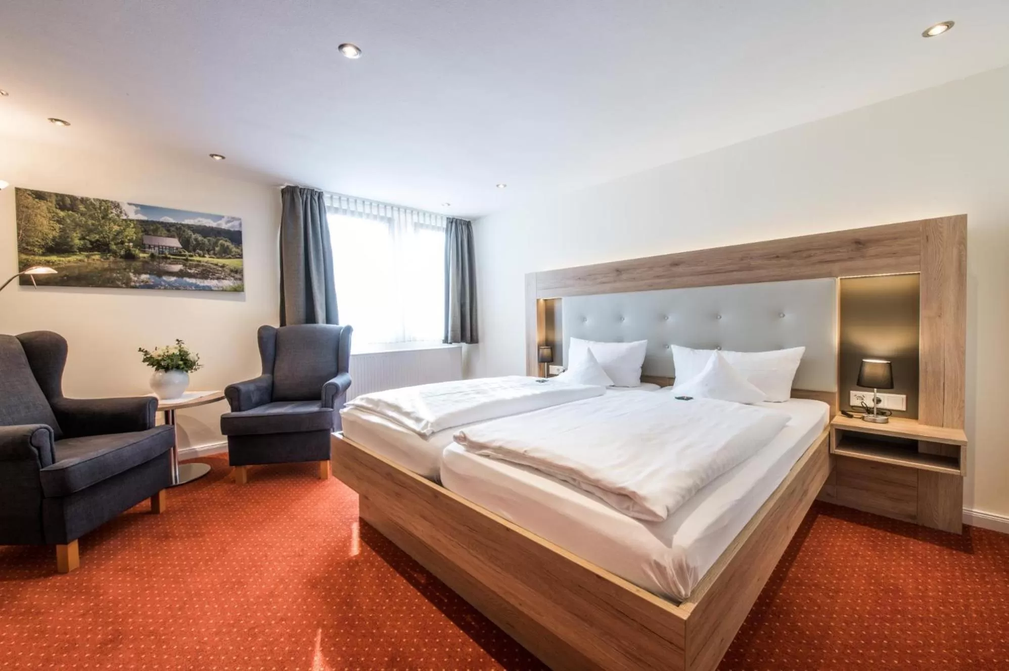 Photo of the whole room, Bed in Hotel Hanses-Bräutigam