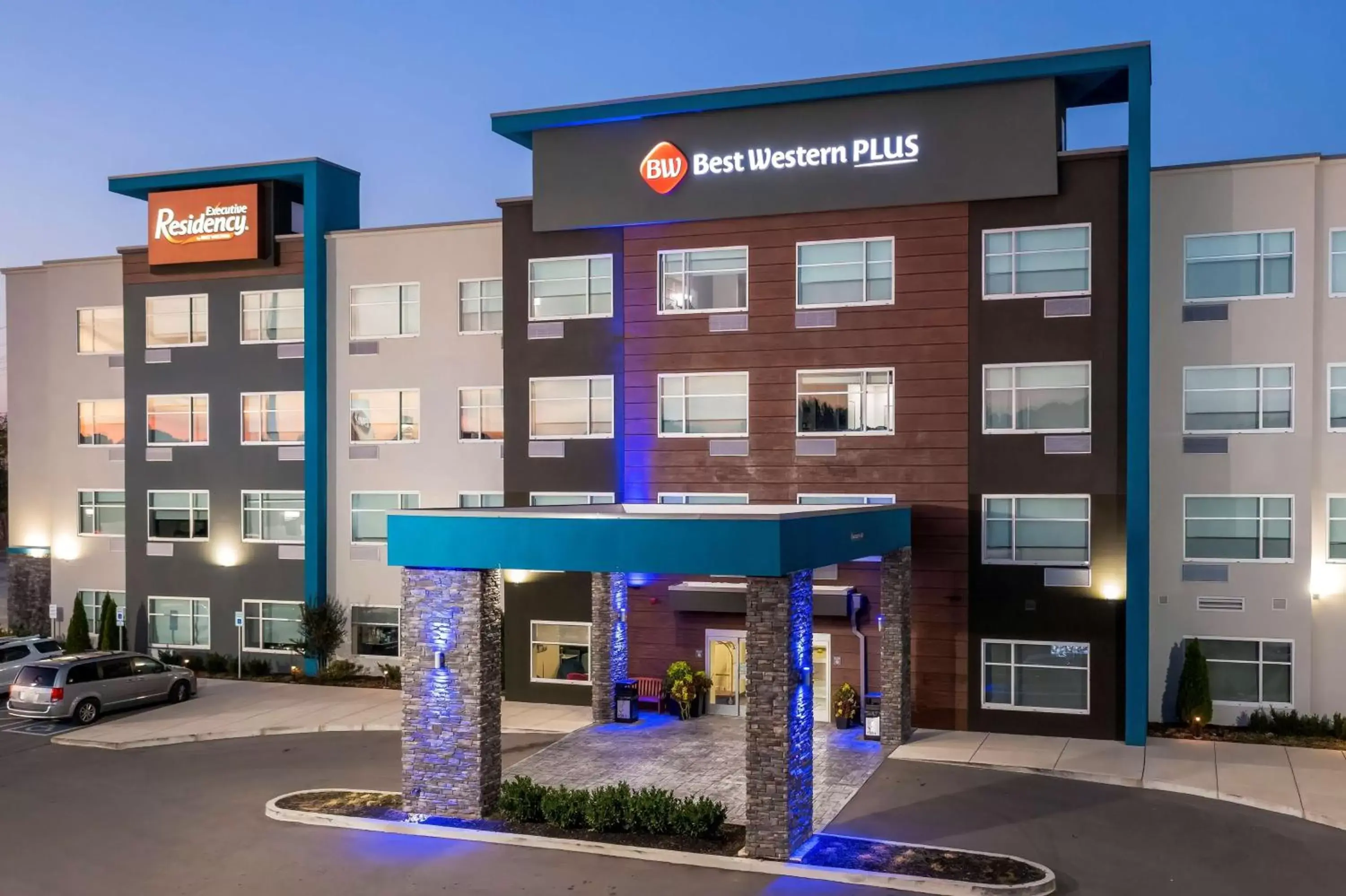 Property building in Best Western Plus Executive Residency Antioch Inn Property building in Best Western Plus Executive Residency Antioch Inn