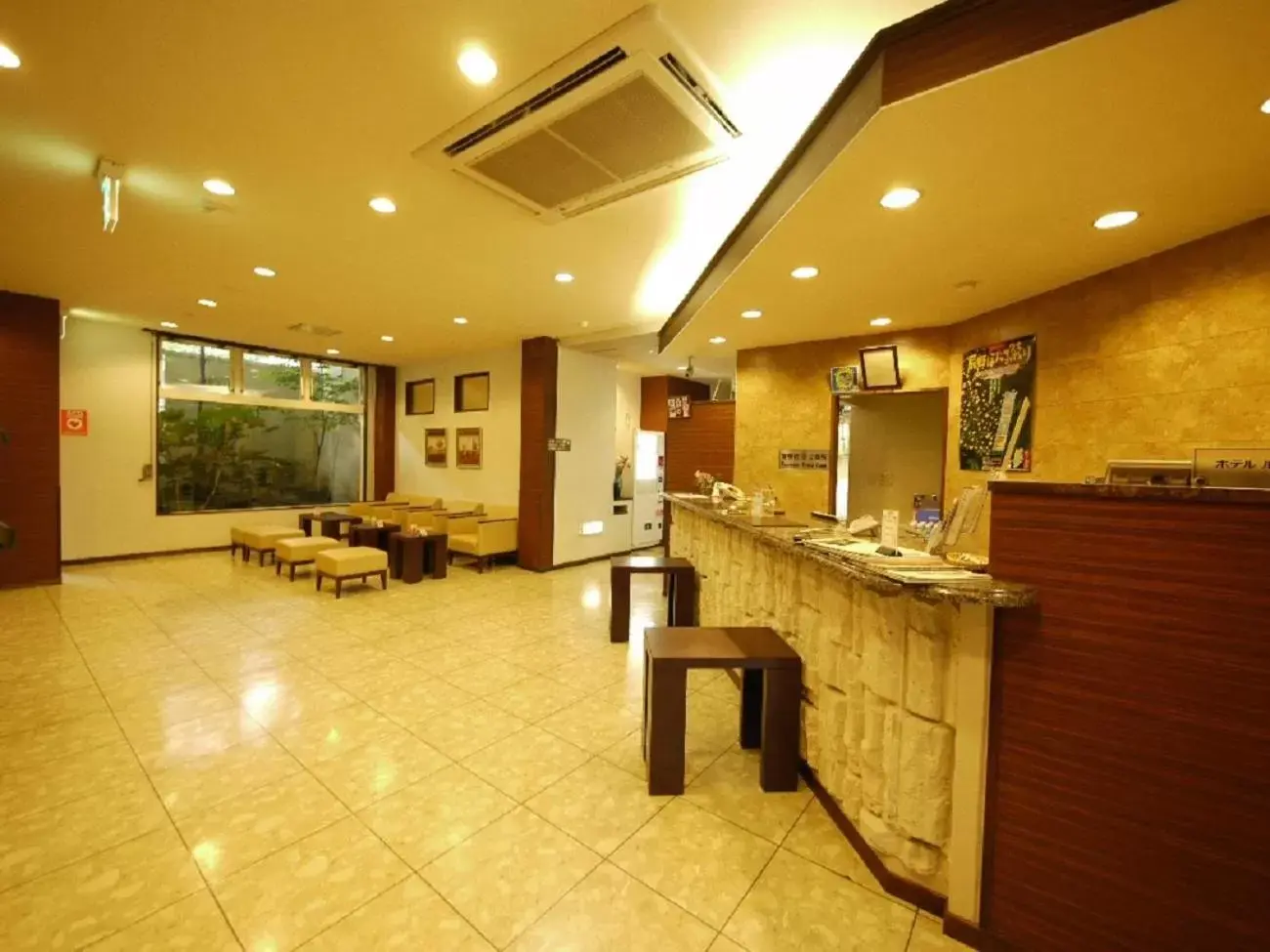 Lobby or reception in Hotel Route-Inn Court Ina Lobby or reception in Hotel Route-Inn Court Ina