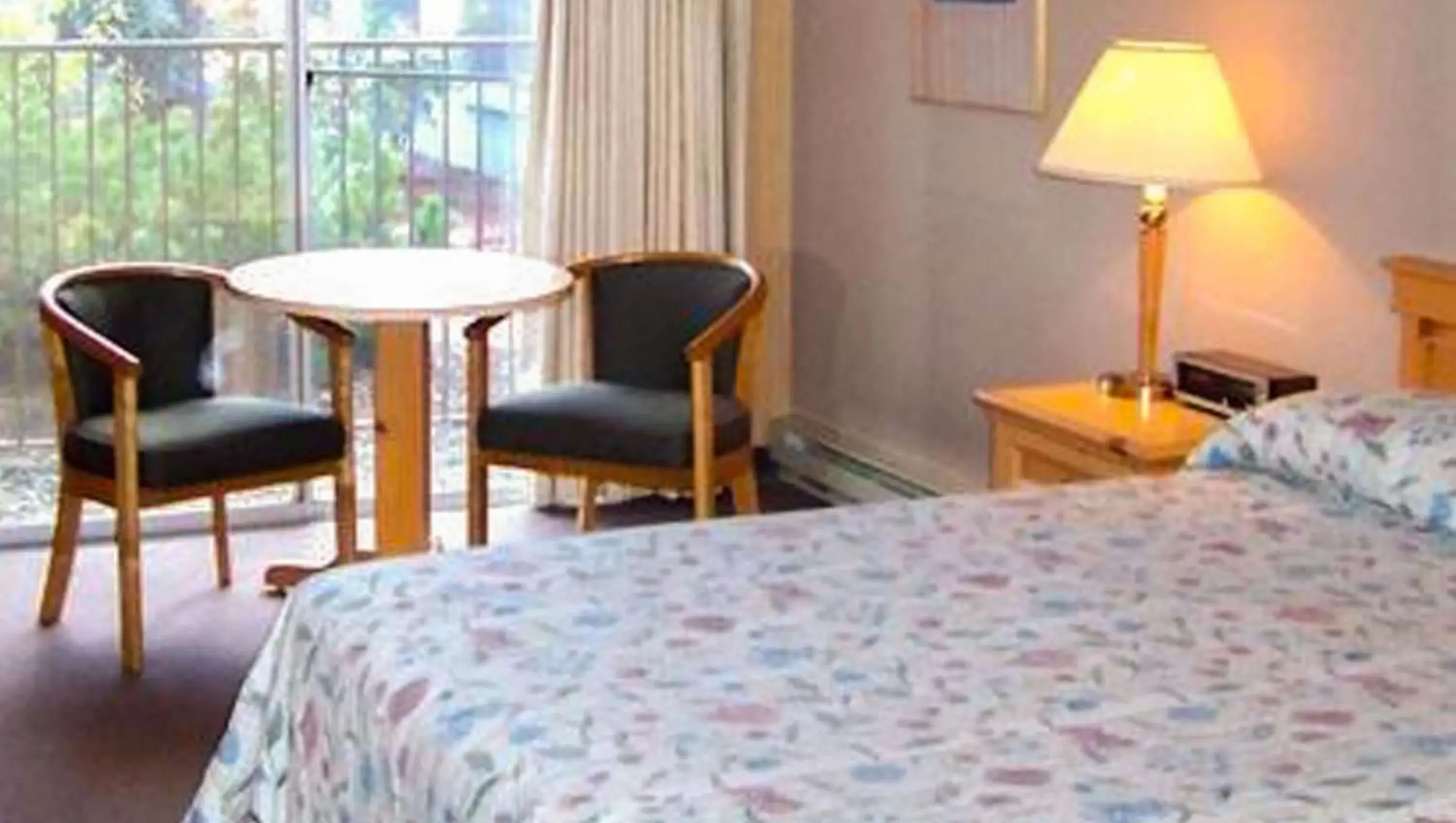 Standard Double Room in The La Grande Inn Standard Double Room in The La Grande Inn