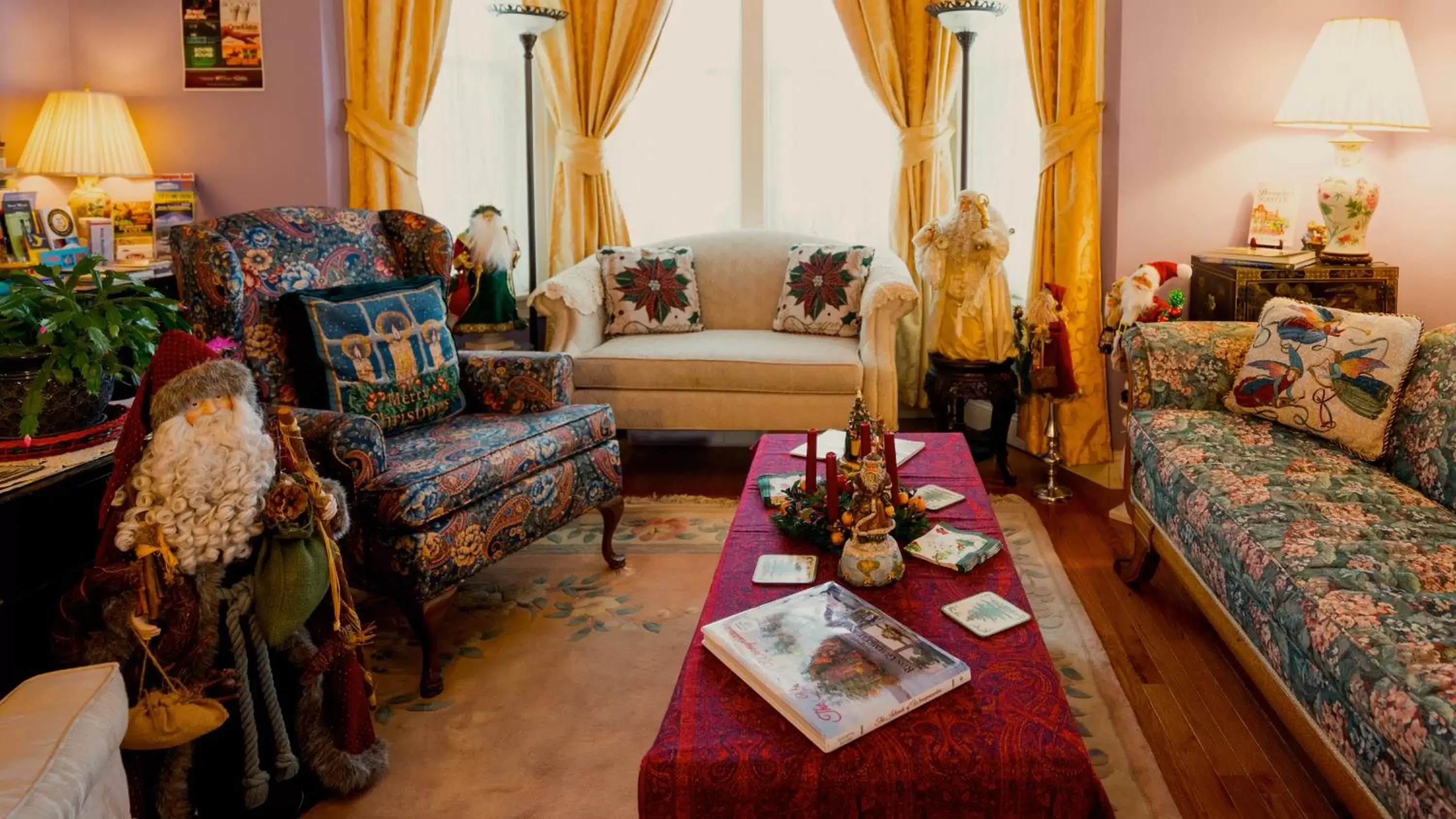 Winter, Seating Area in Center Harbor Sutton House B & B