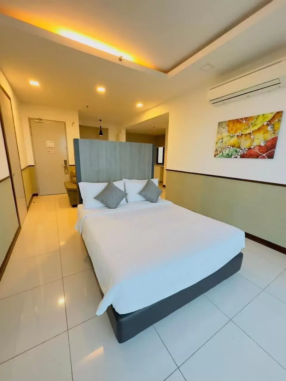 Bed in D'Wharf Hotel & Serviced Residence