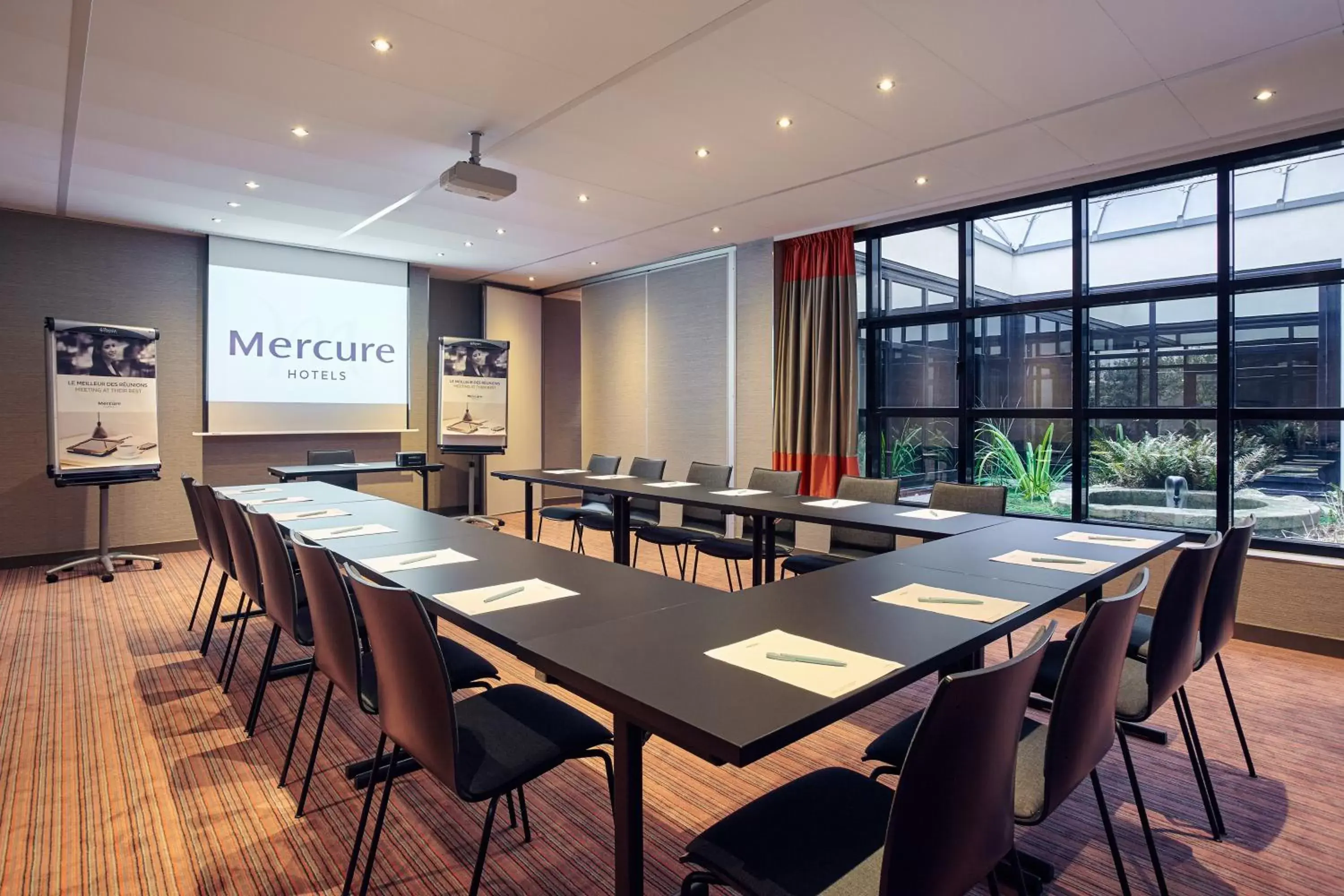 Meeting/conference room in Mercure Tour Eiffel Grenelle
