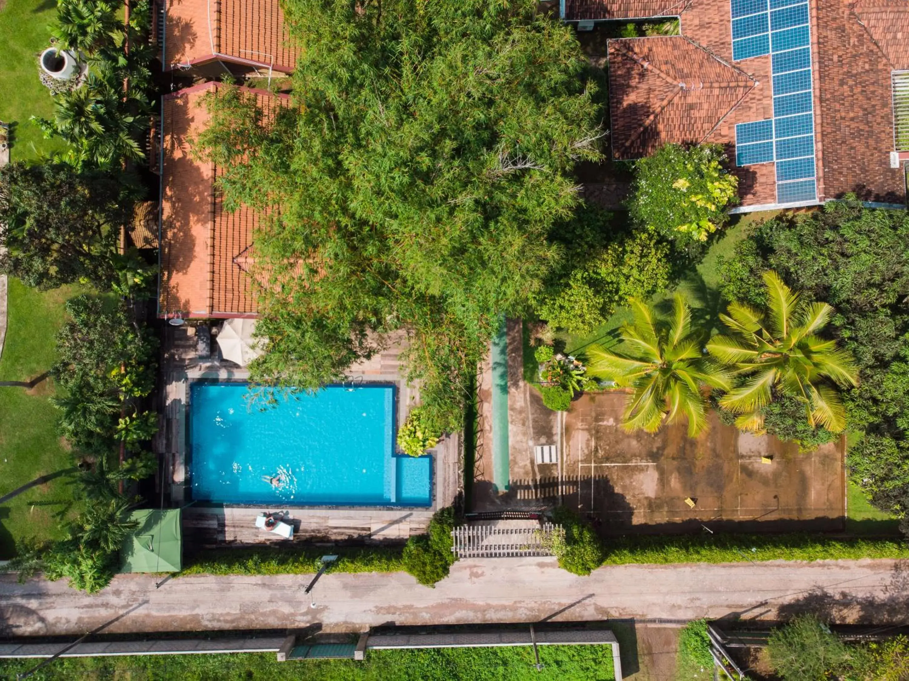 Bird's eye view, Pool View in Villa Shade