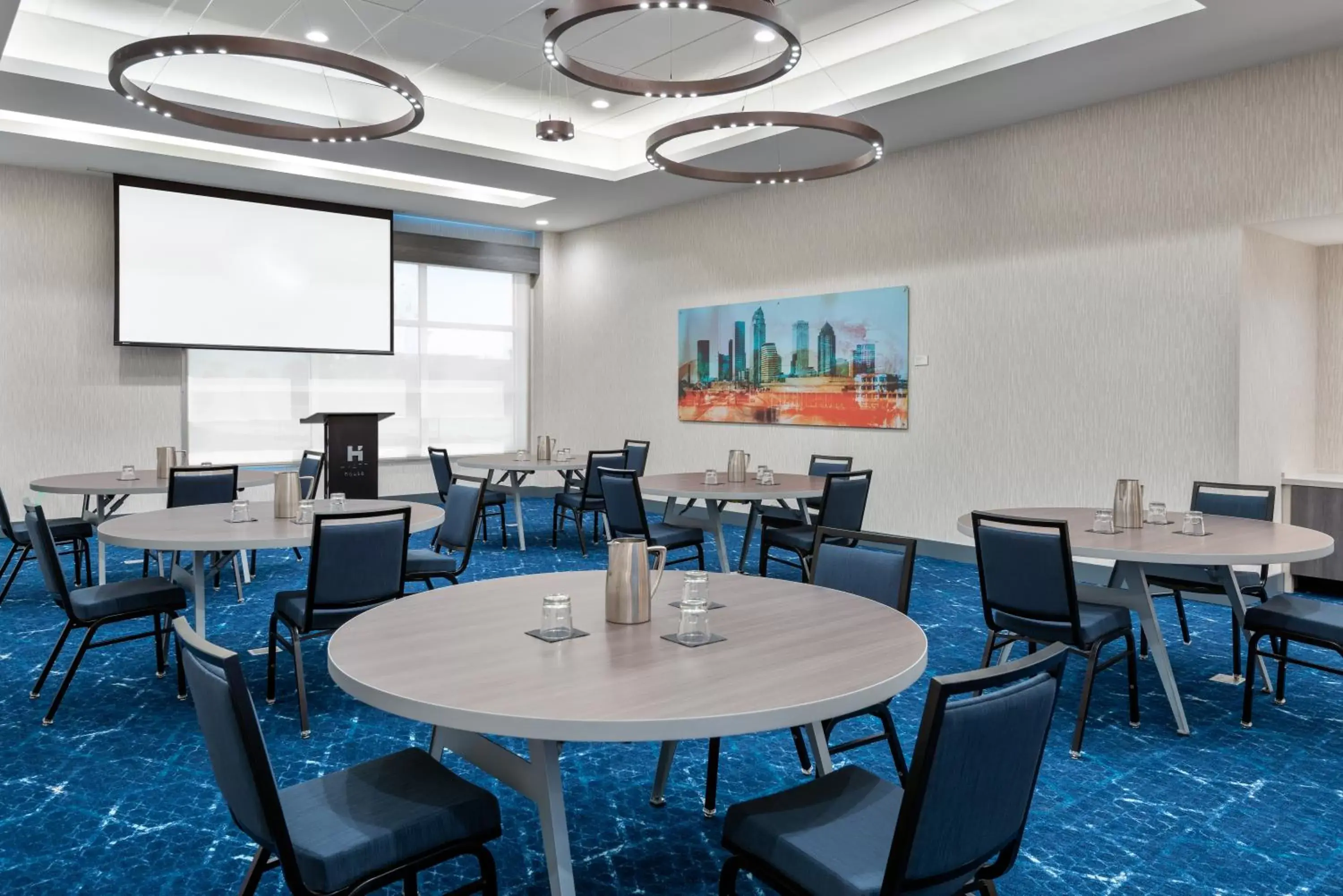 Meeting/conference room, Restaurant/Places to Eat in Hyatt House Tampa Airport/Westshore