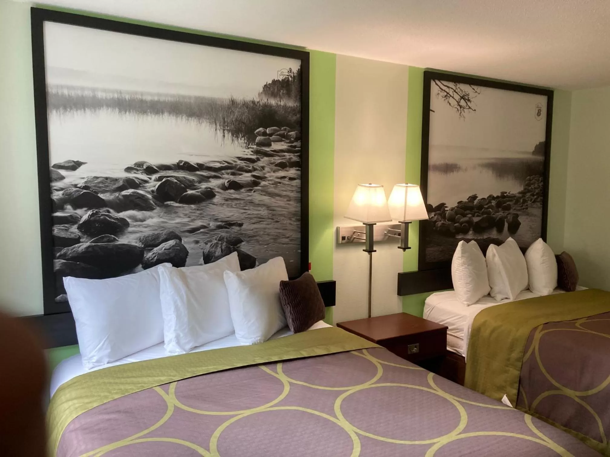 Bed in Super 8 by Wyndham Chisago City