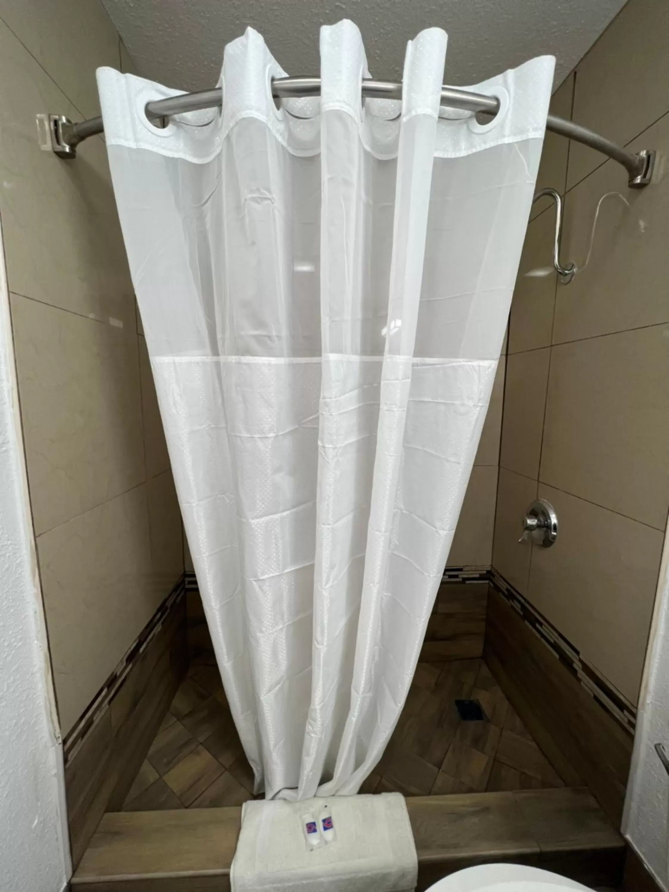 Shower, Bathroom in Motel 6-Orange, CA - Anaheim