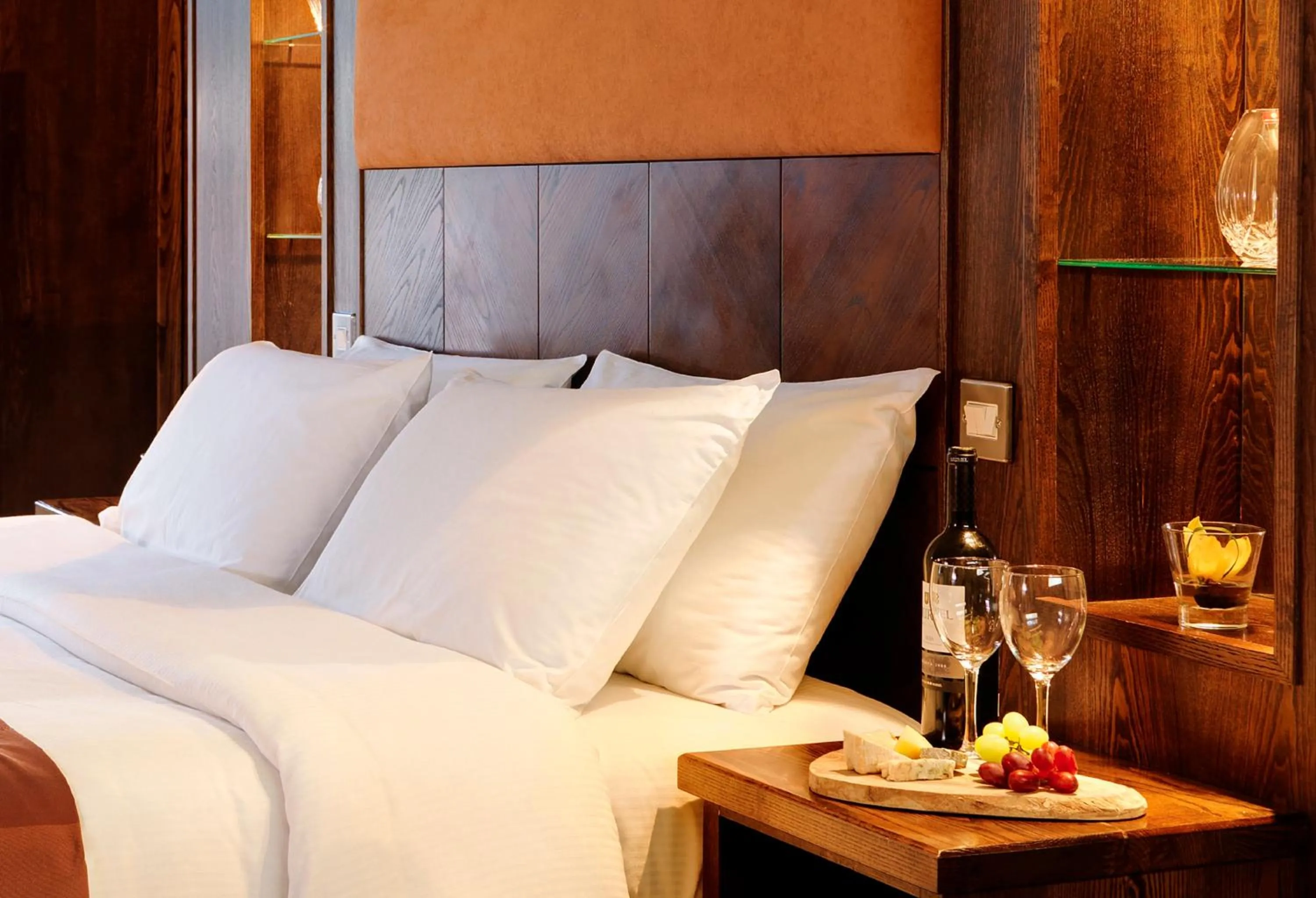 Bed in Cavan Crystal Hotel