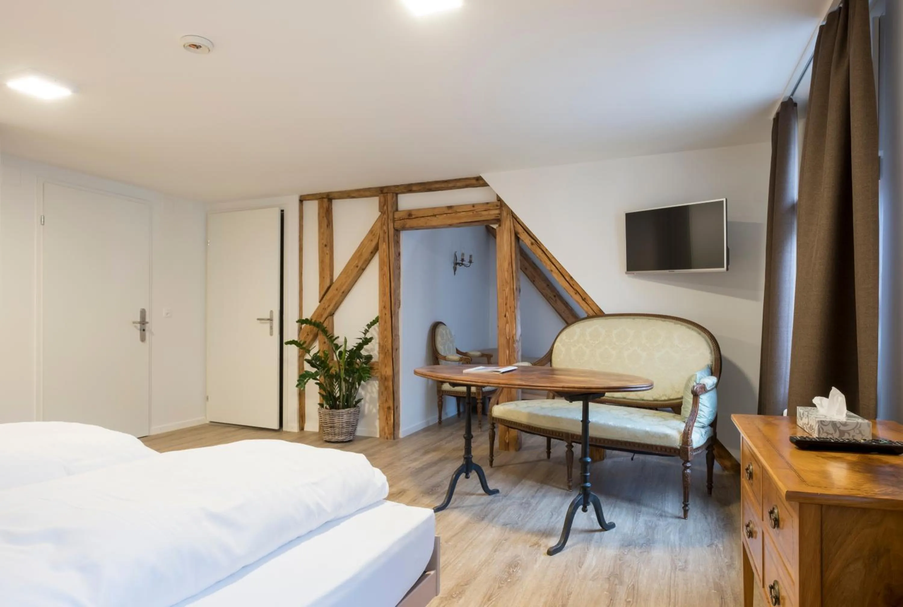 Photo of the whole room in Hotel Vadian Garni